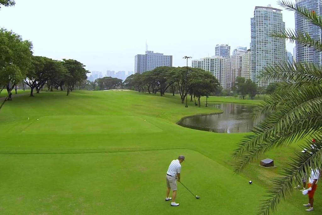 Luxury Designer Apartment in BGC view 3