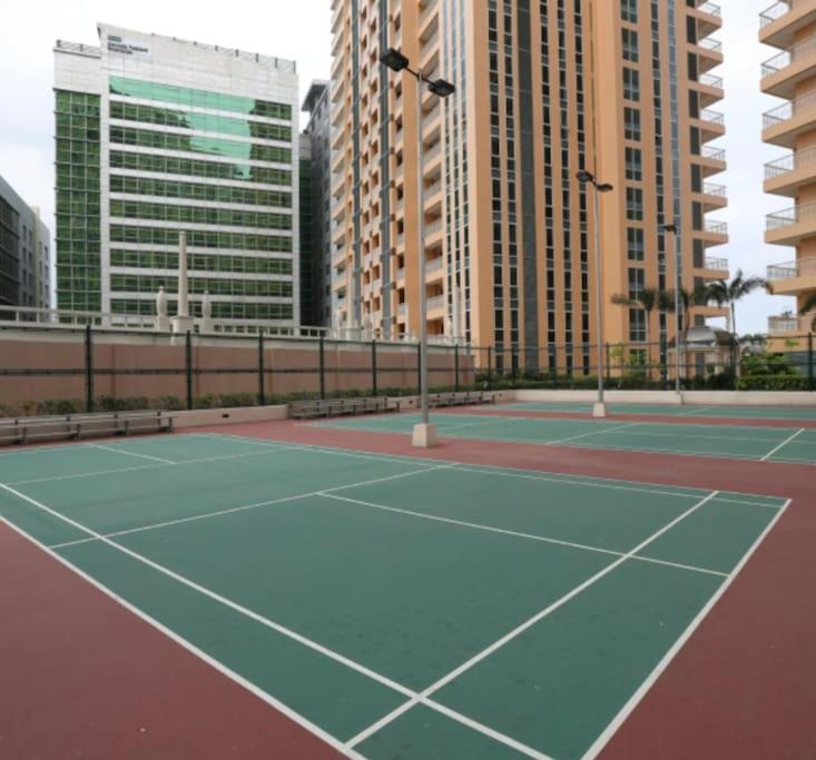Luxury Designer Apartment in BGC view 4
