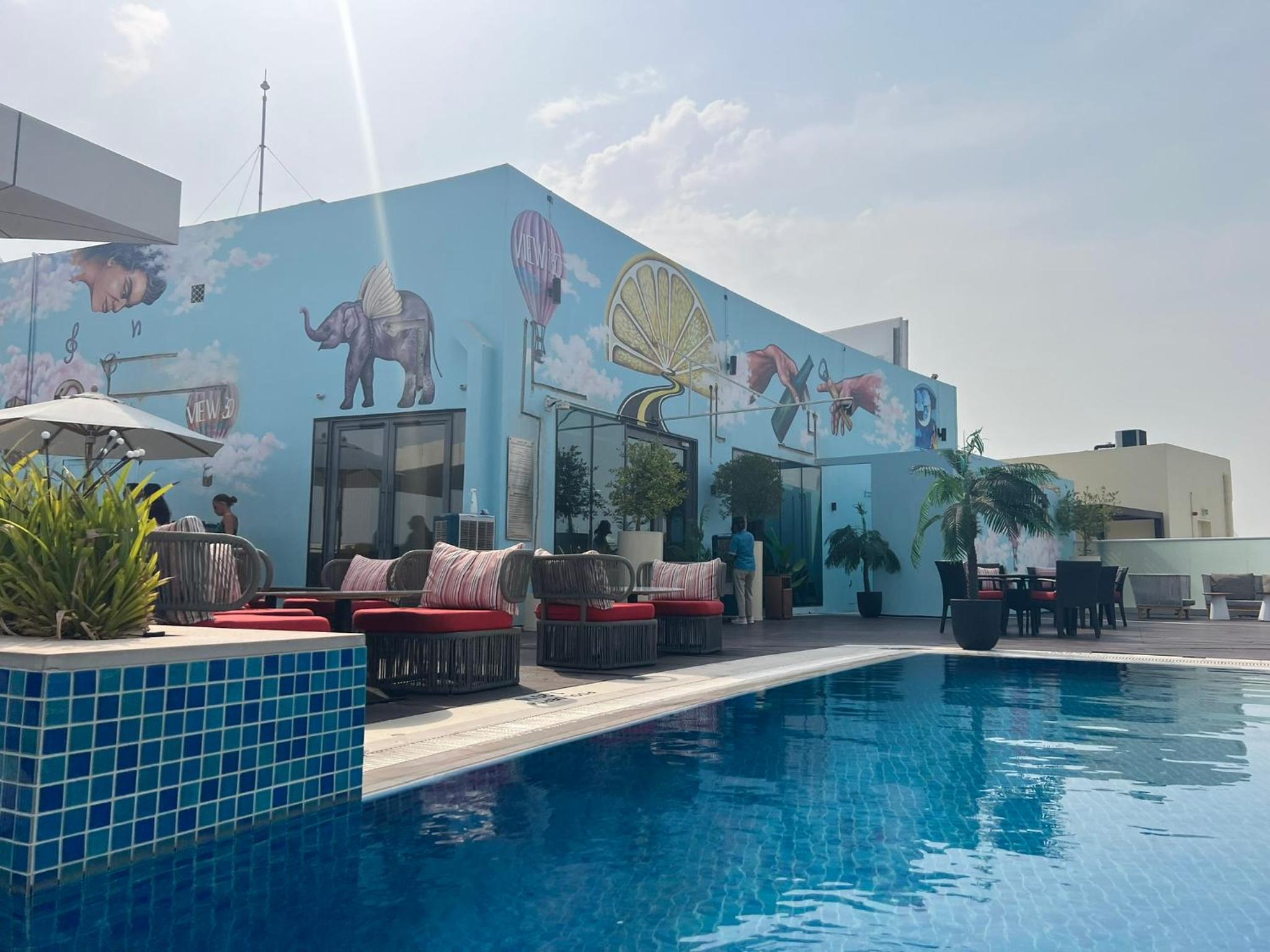SevenPalm 2BR SeaView RooftopPool privBeach