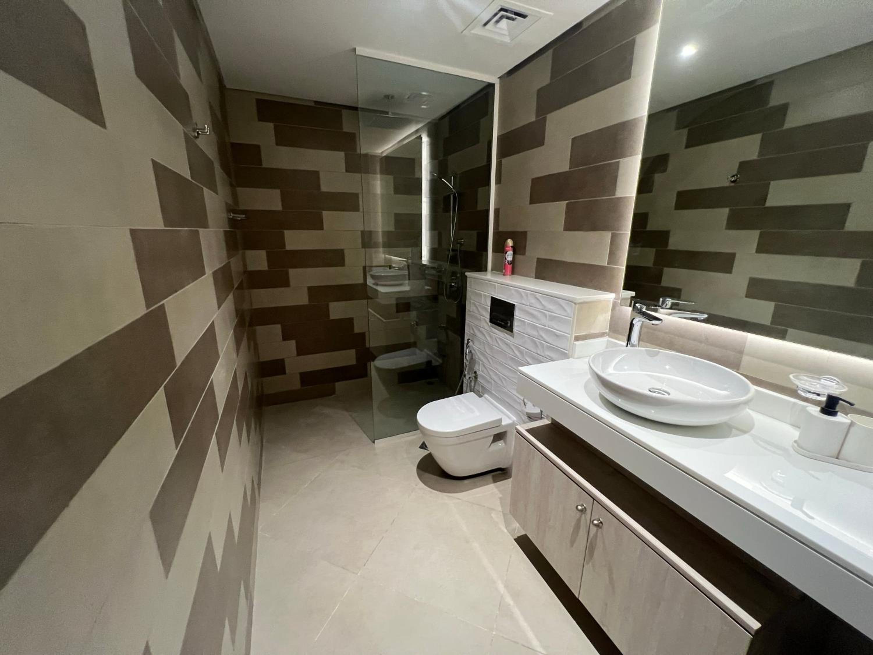 SevenPalm 2BR SeaView RooftopPool privBeach