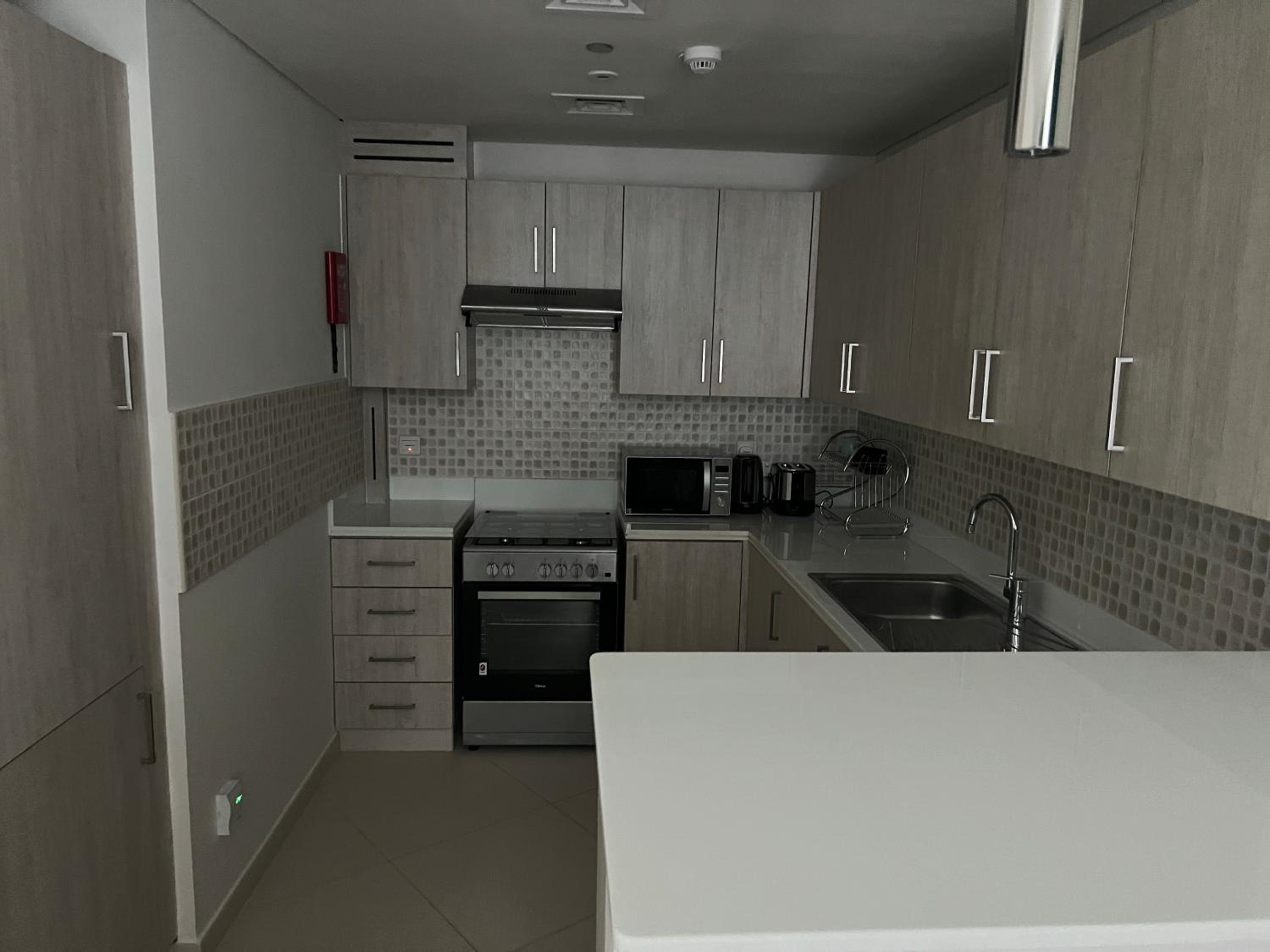 SevenPalm 2BR SeaView RooftopPool privBeach