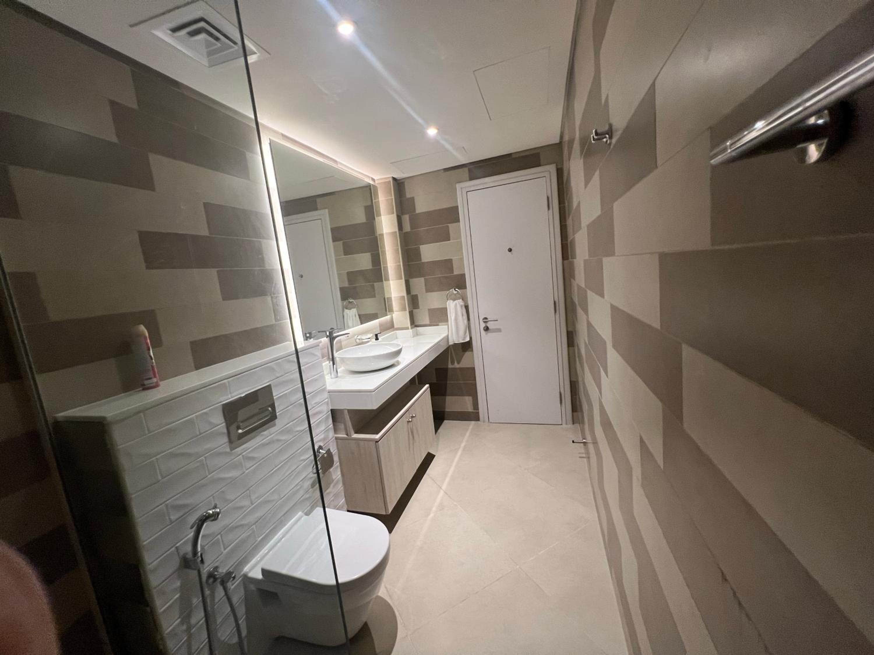 SevenPalm 2BR SeaView RooftopPool privBeach