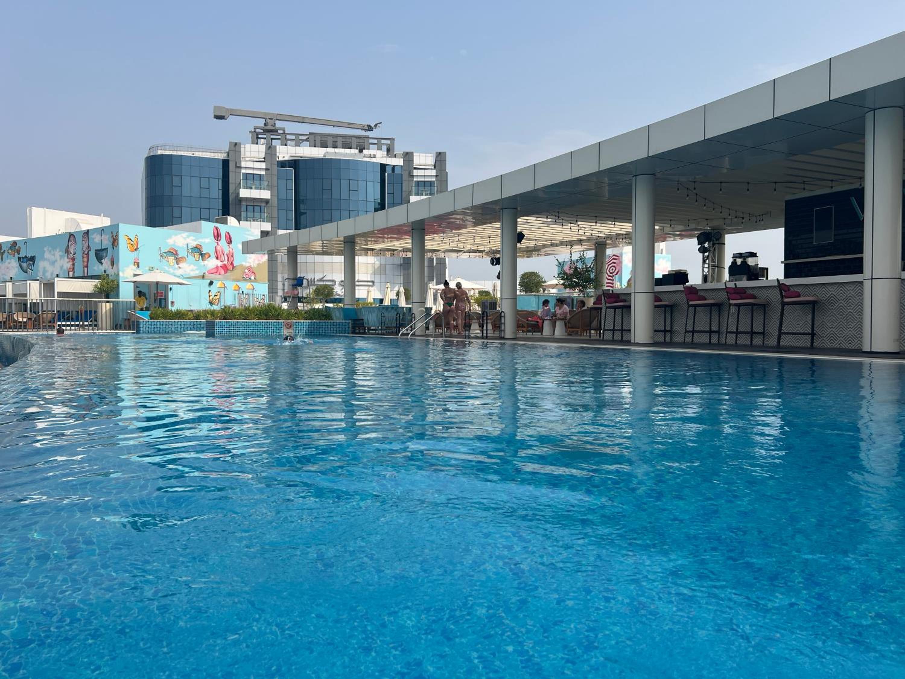 SevenPalm 2BR SeaView RooftopPool privBeach