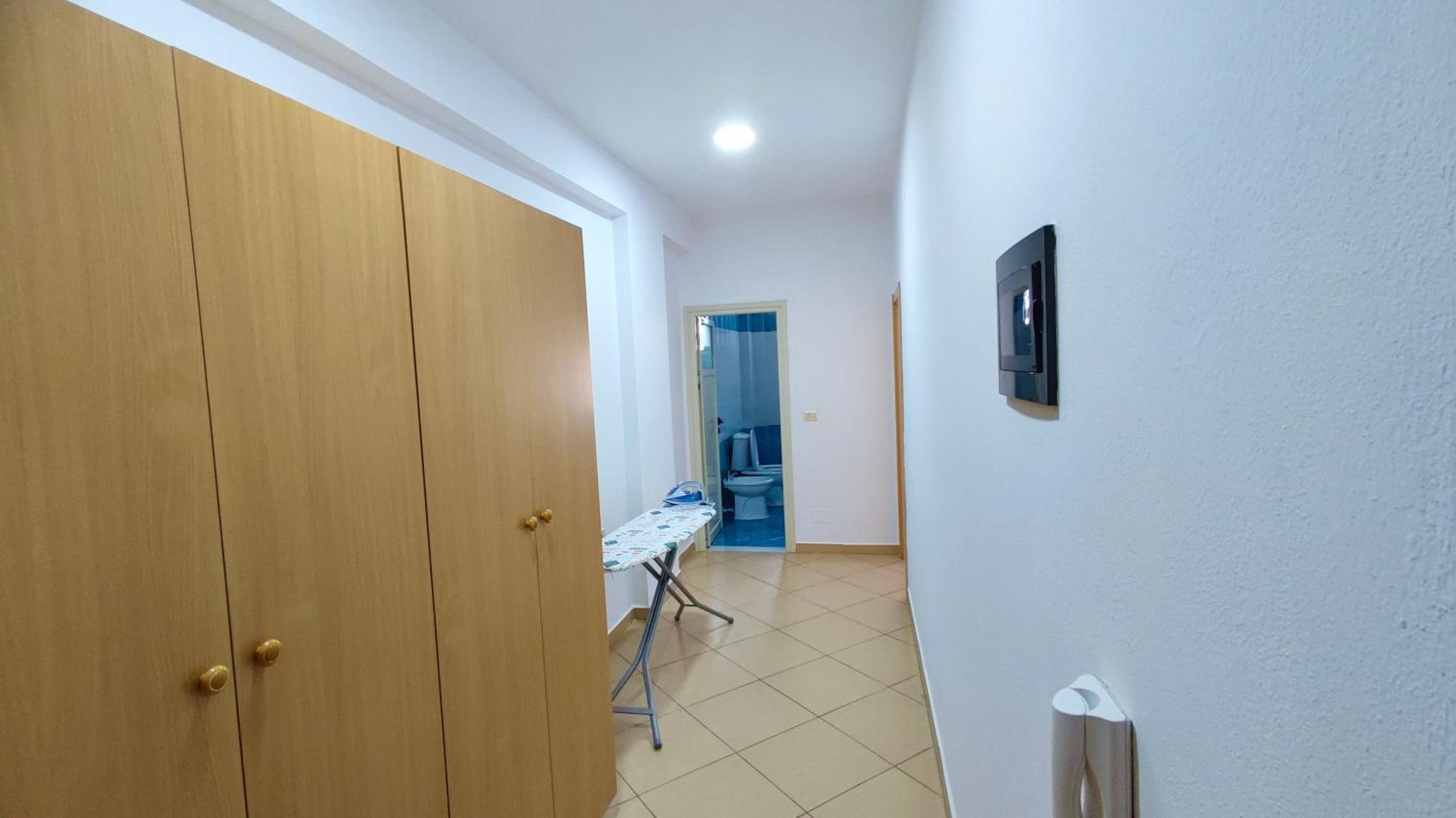 Central Studio Apartment Vlorë