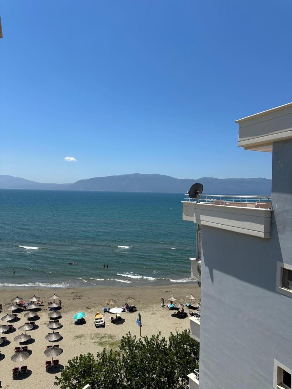 Seafoam Sands Apartment