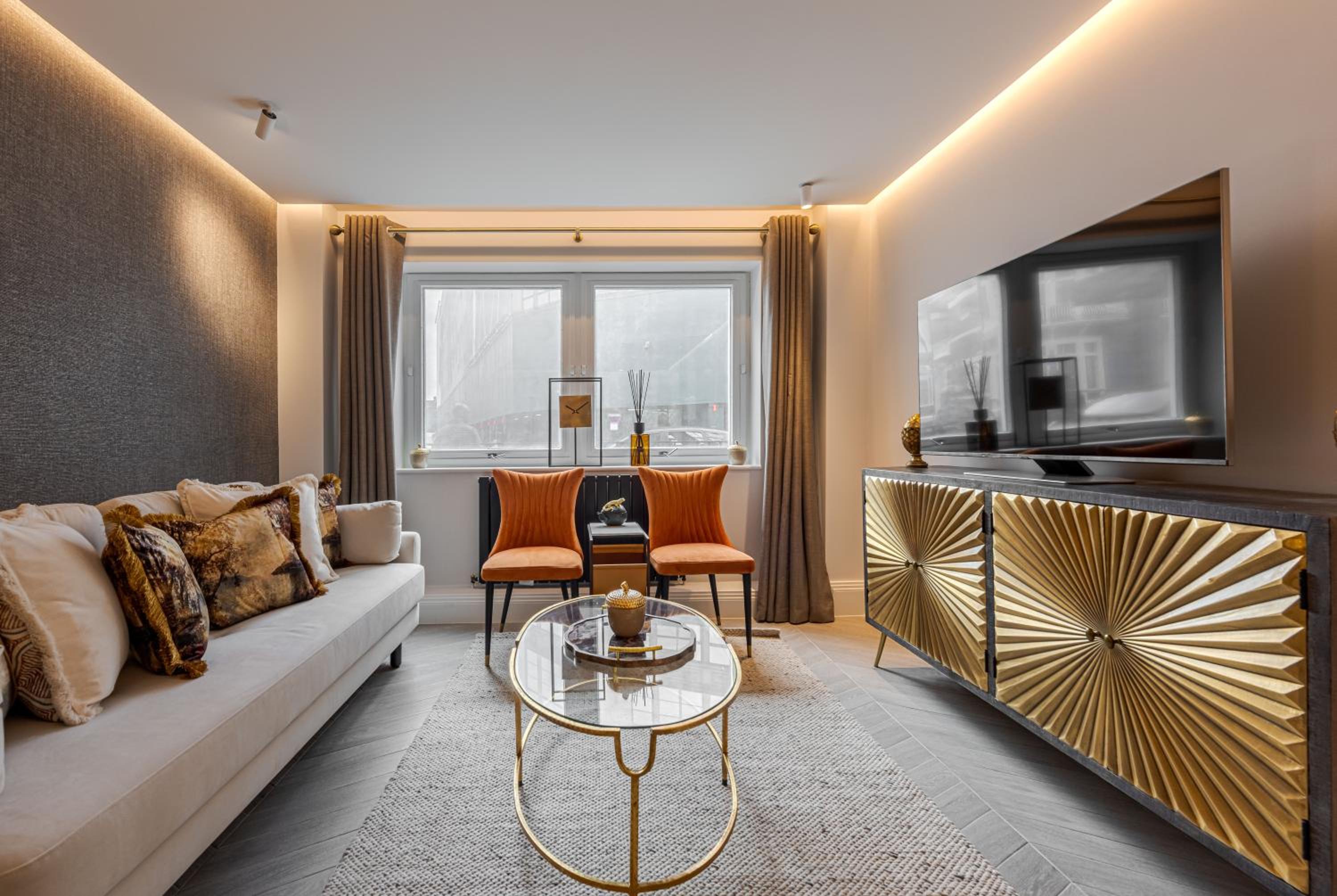 Luxurious 2Bd 2Bth Apartment in Knightsbridge with AC