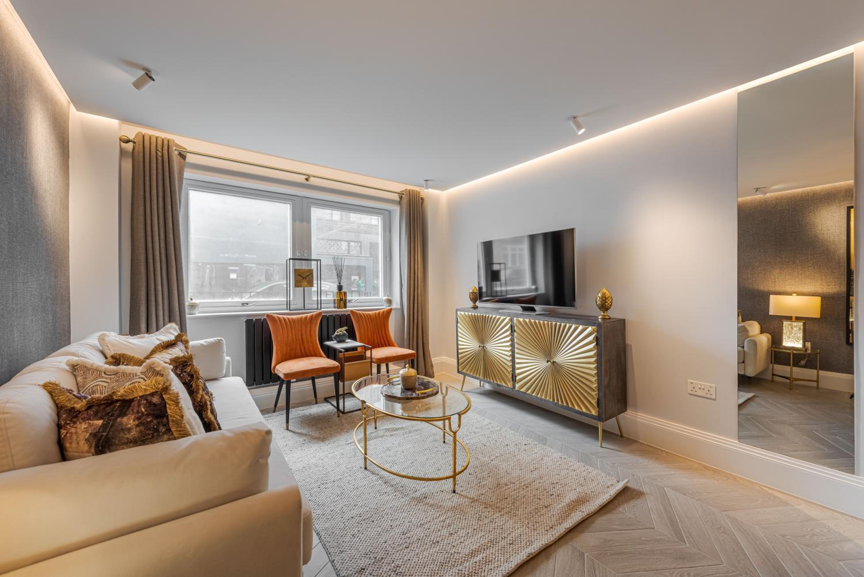 Luxurious 2Bd 2Bth Apartment in Knightsbridge with AC