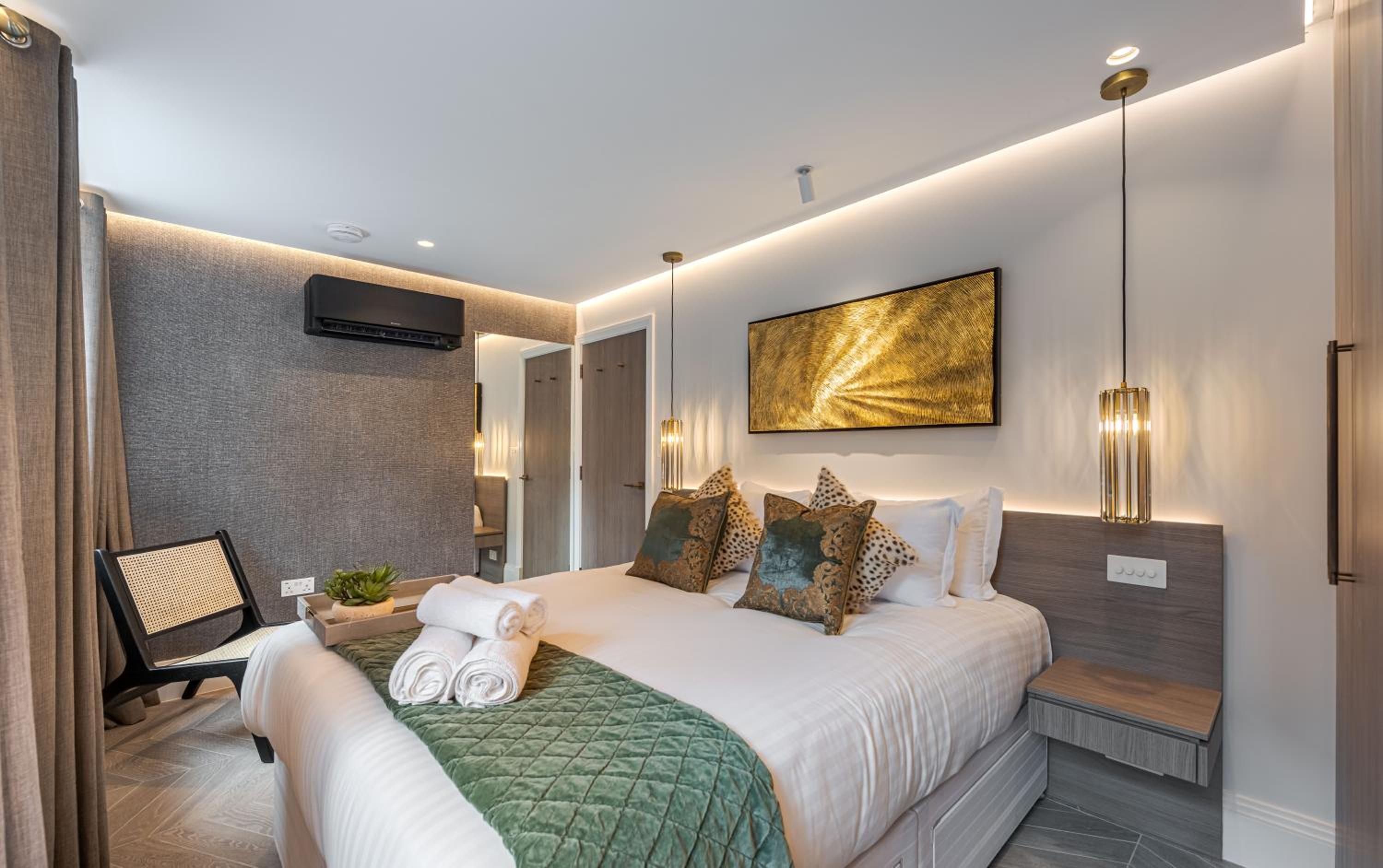 Luxurious 2Bd 2Bth Apartment in Knightsbridge with AC