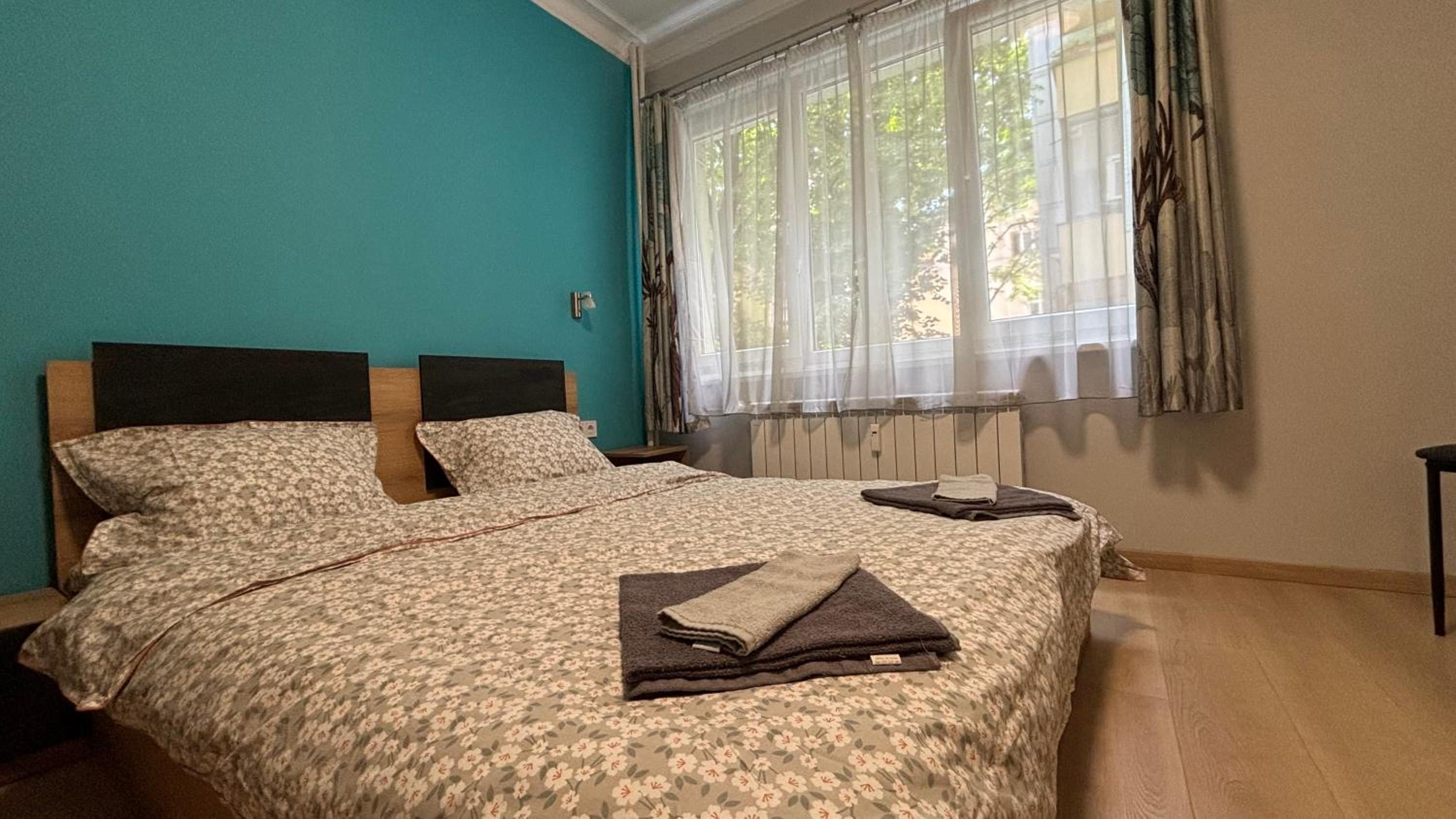 Cozy brand new apartment with Air Conditioner and garden view
