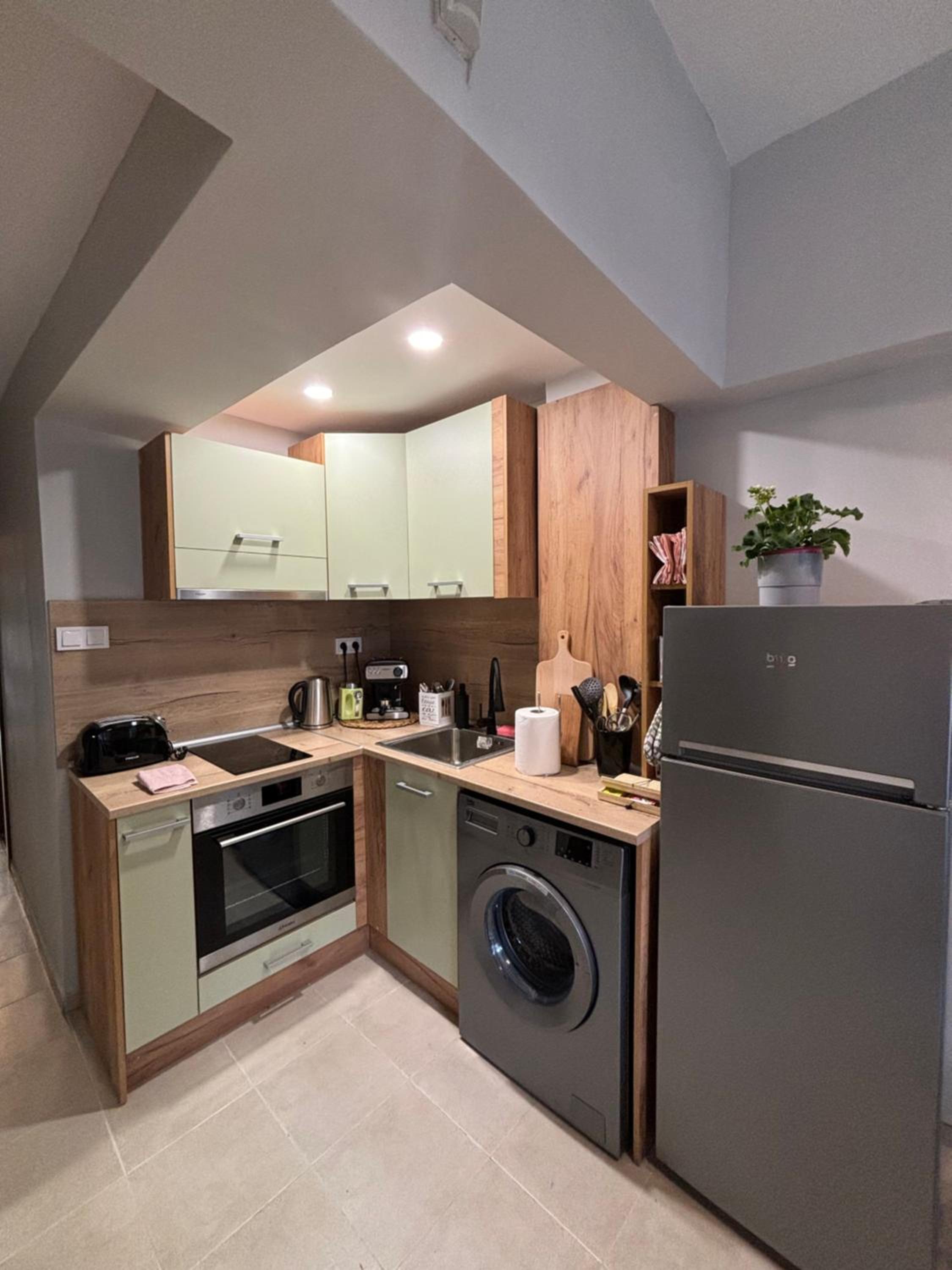 Cozy brand new apartment with Air Conditioner and garden view