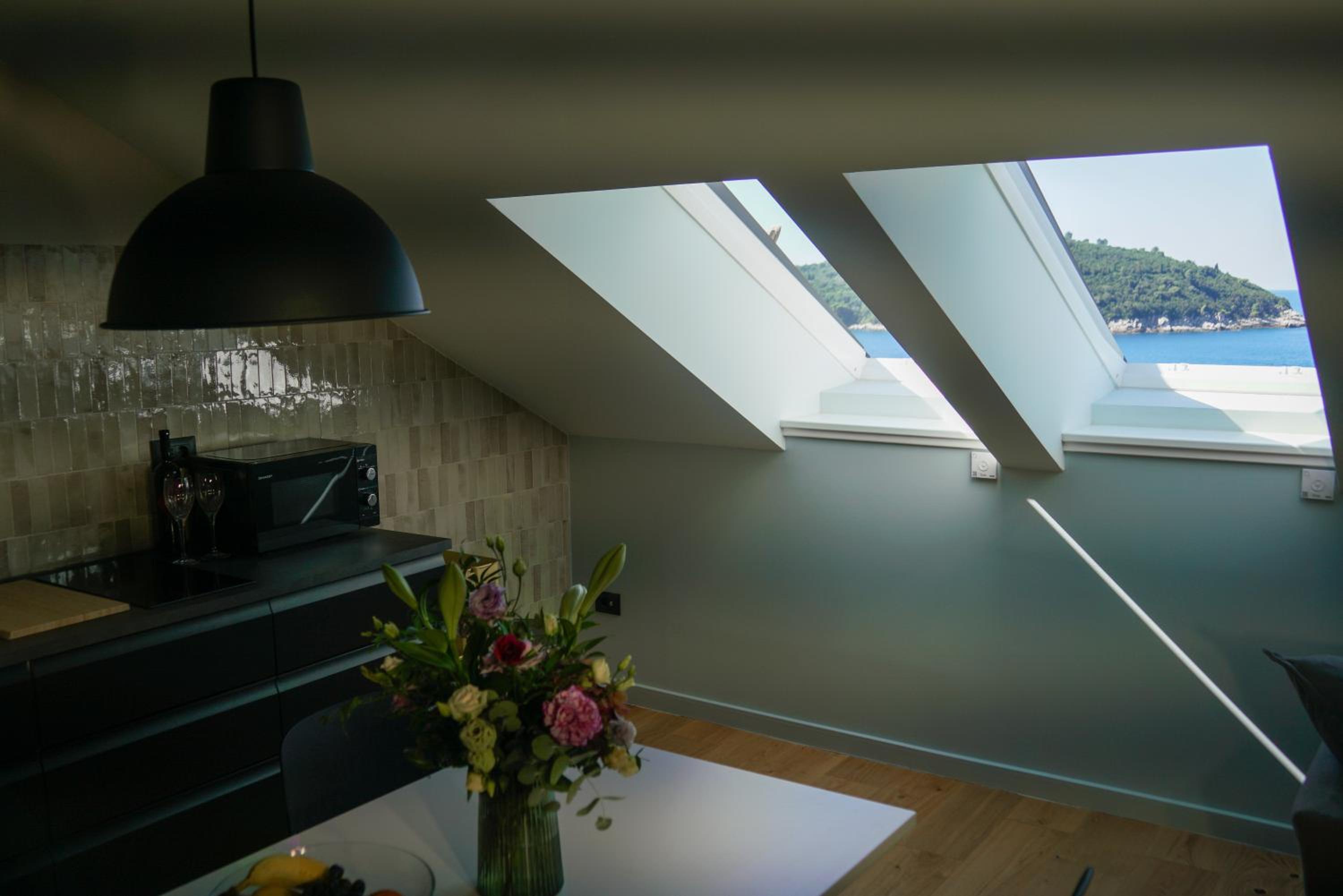 Onyx apartment & room