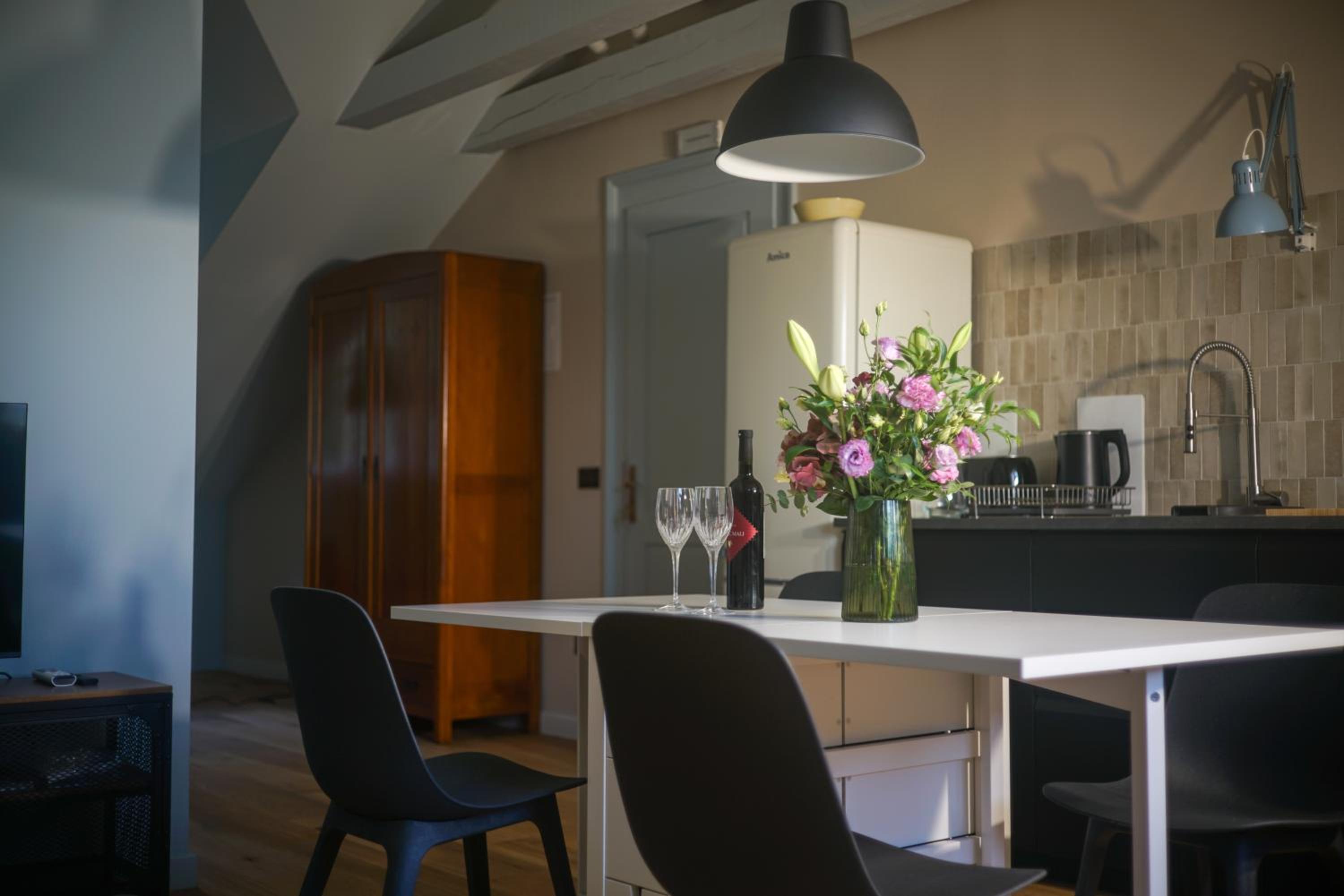 Onyx apartment & room