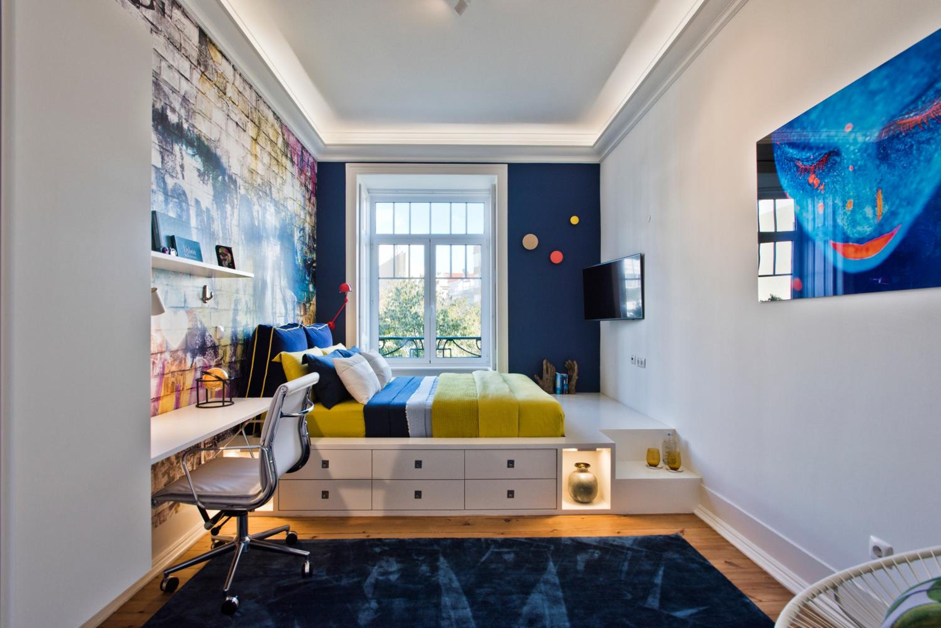Stylish Estrela Apartment by LovelyStay