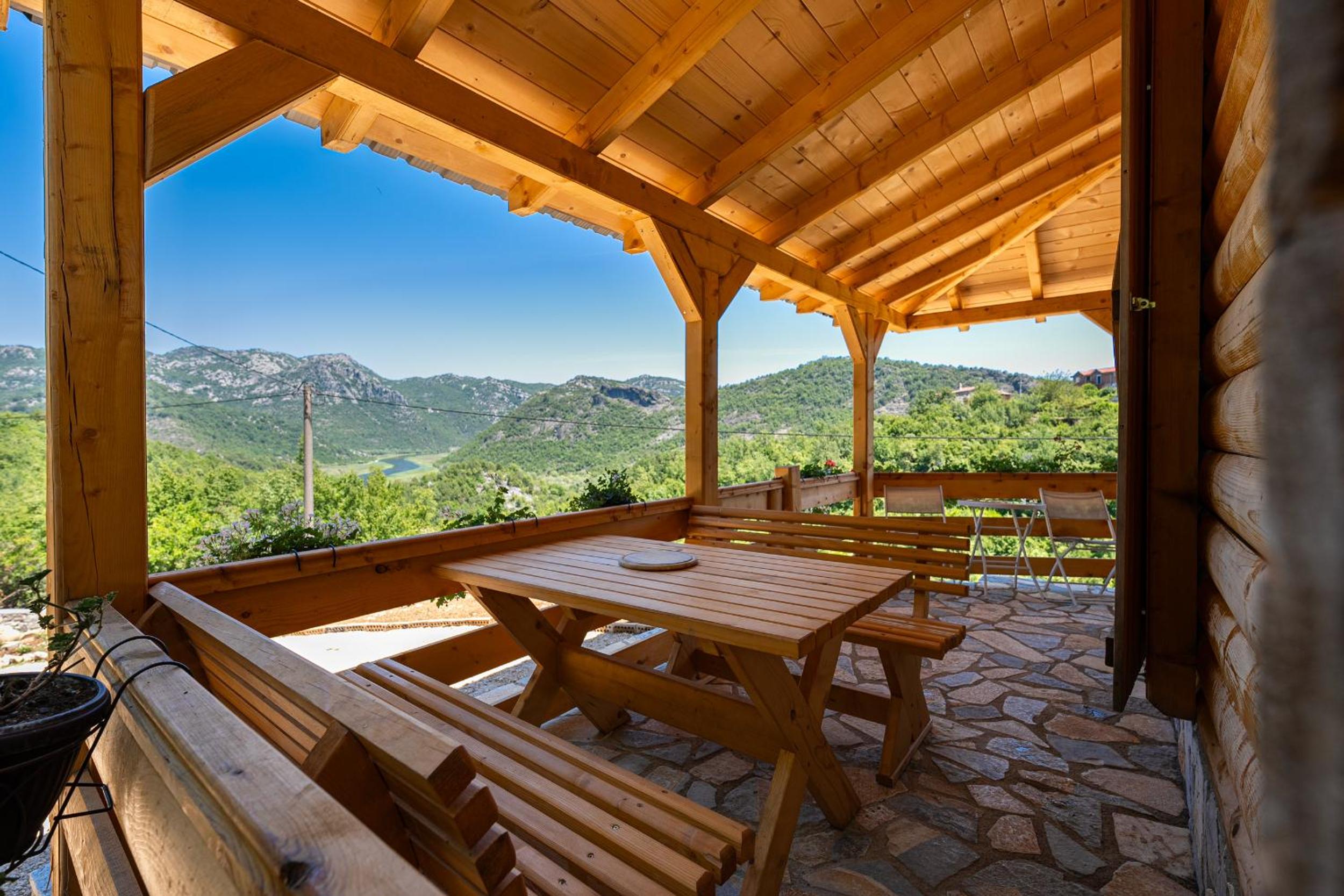 Holiday Home MIA view 3