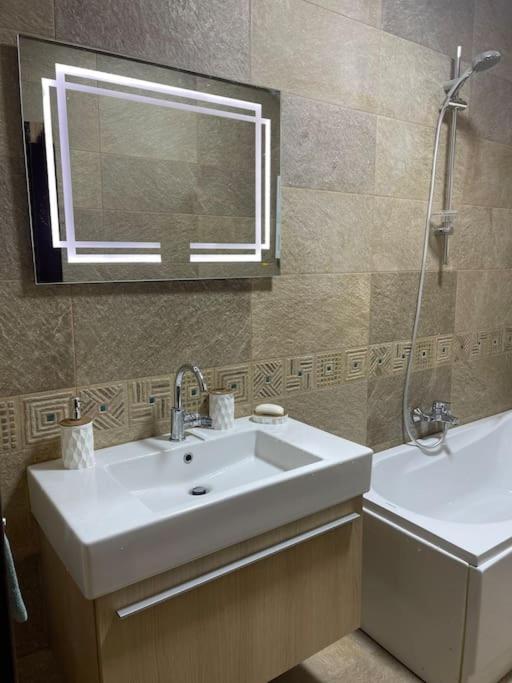 Cozy 2BR in New Maadi Nasr street