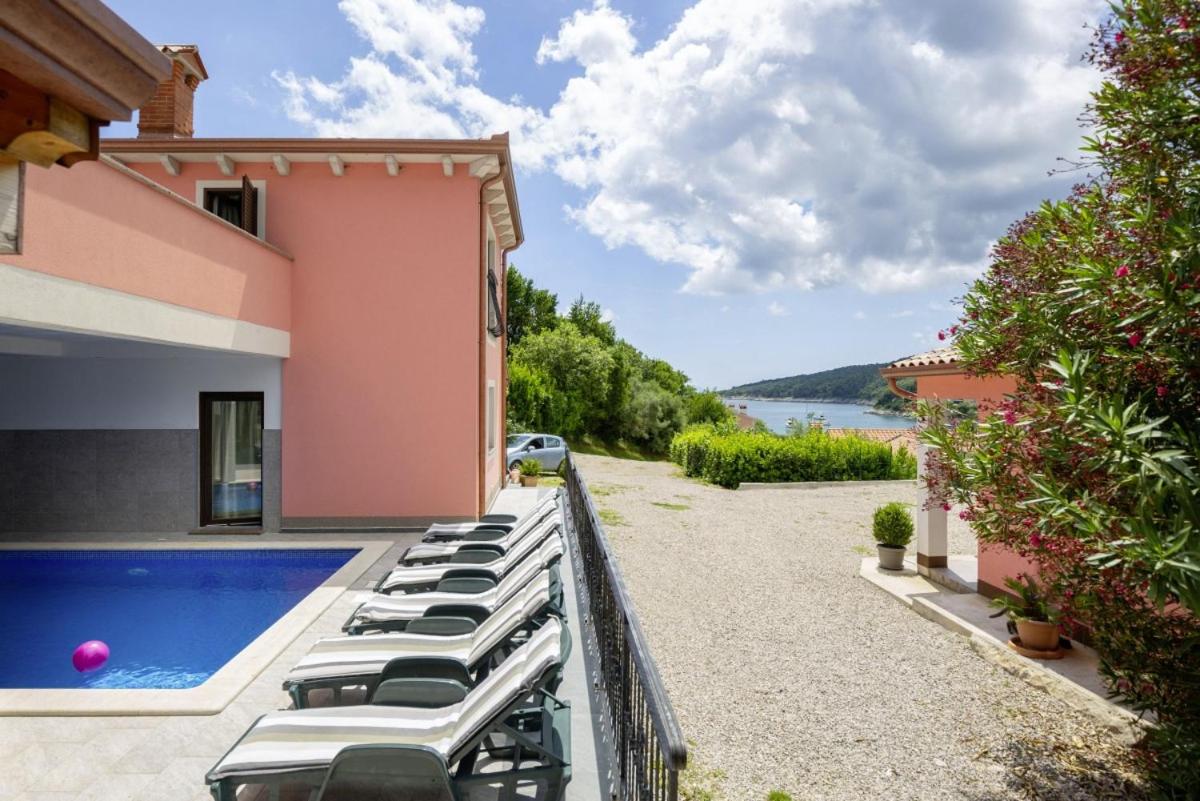 Villa Oliva Vilea in Sveta Marina - Haus für 8 Personen view 2