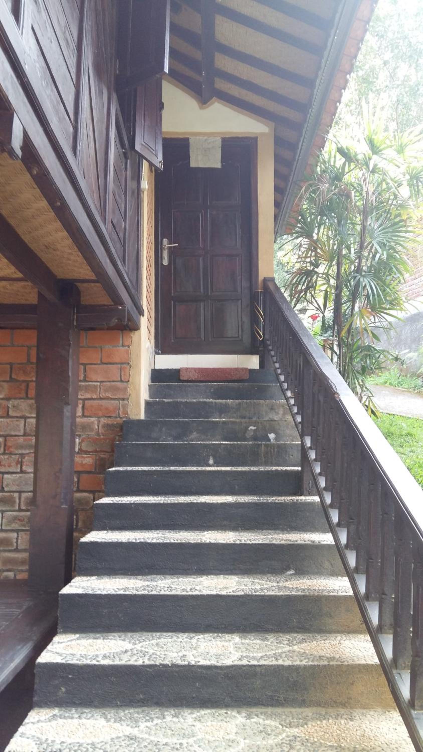 Melanting Cottages