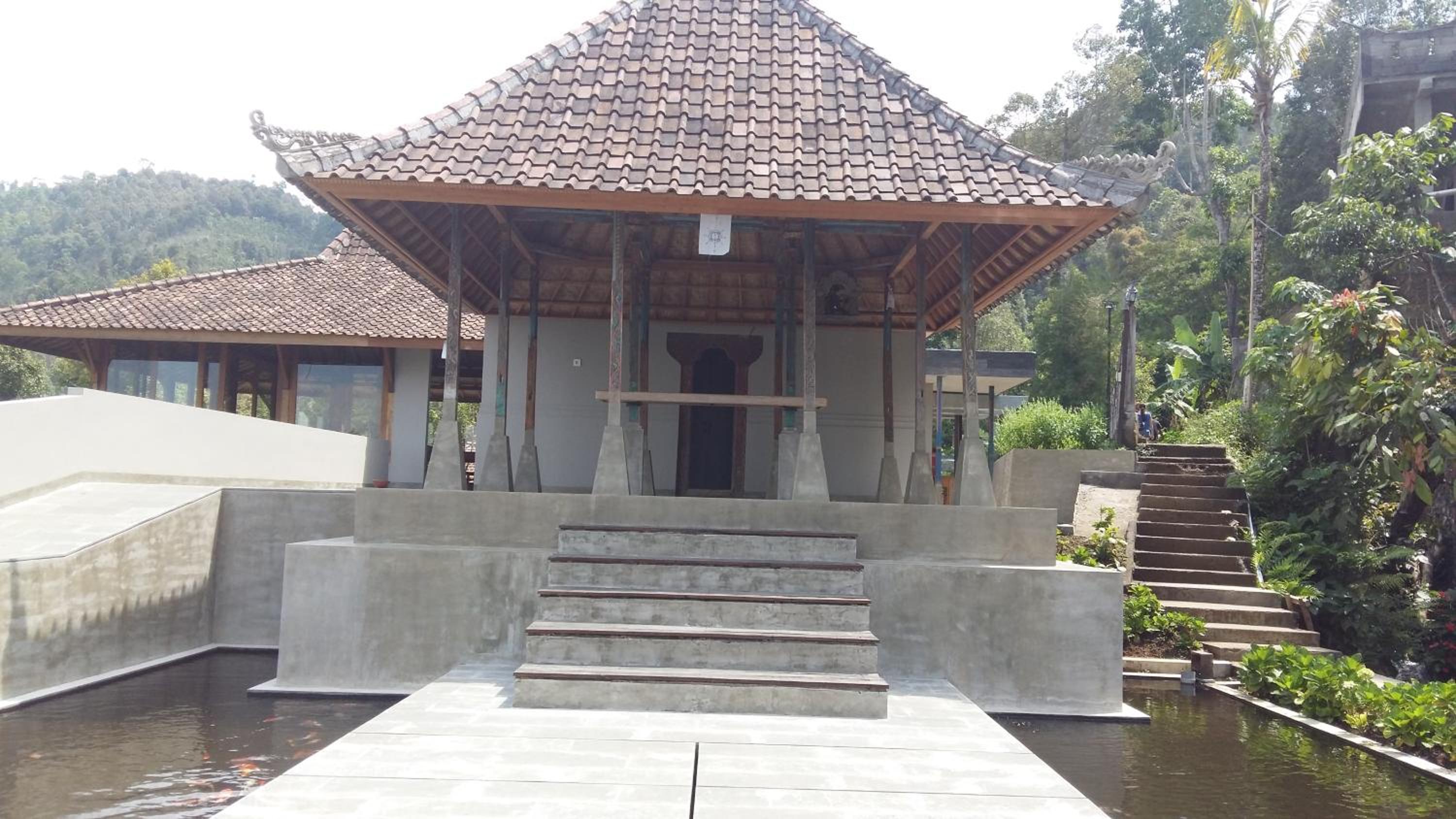 Melanting Cottages