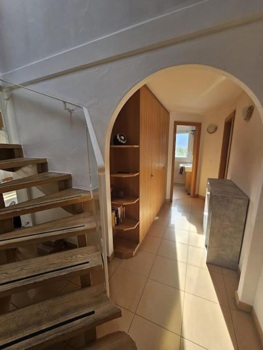 Stunning Apartment next to Sion