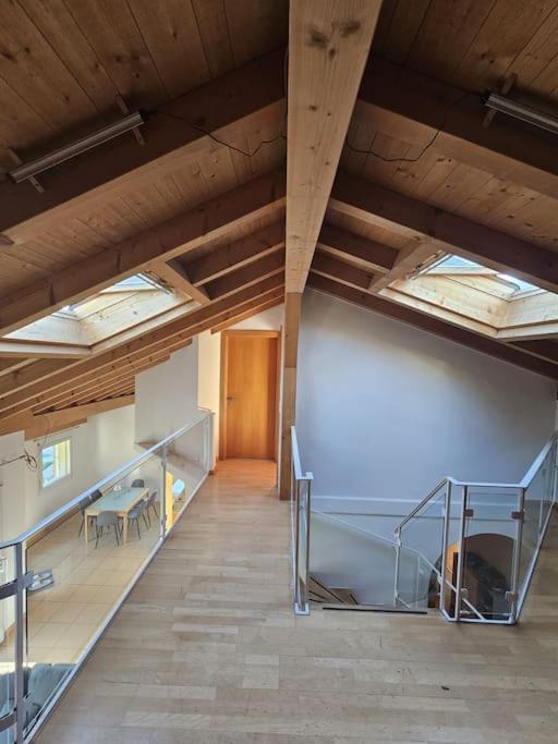 Stunning Apartment next to Sion