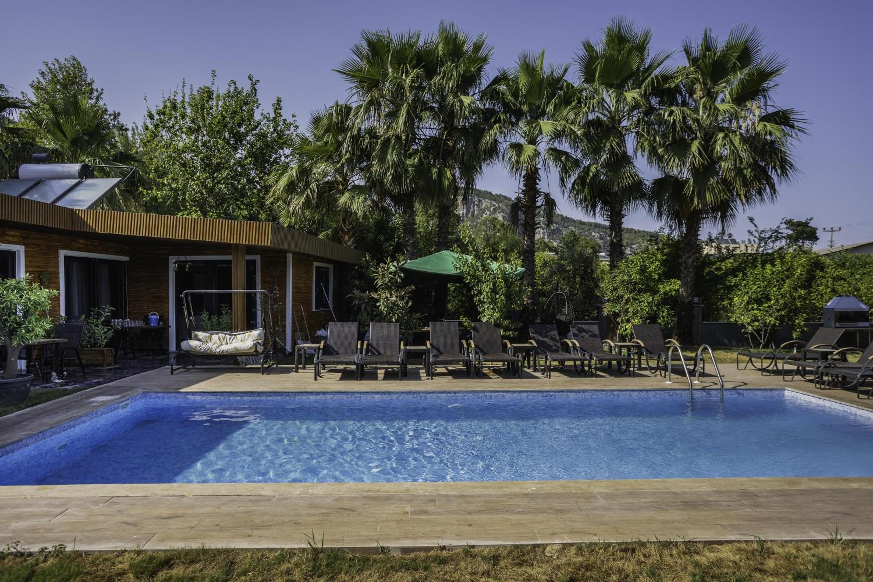 Terra Garden Hotel - Image 7