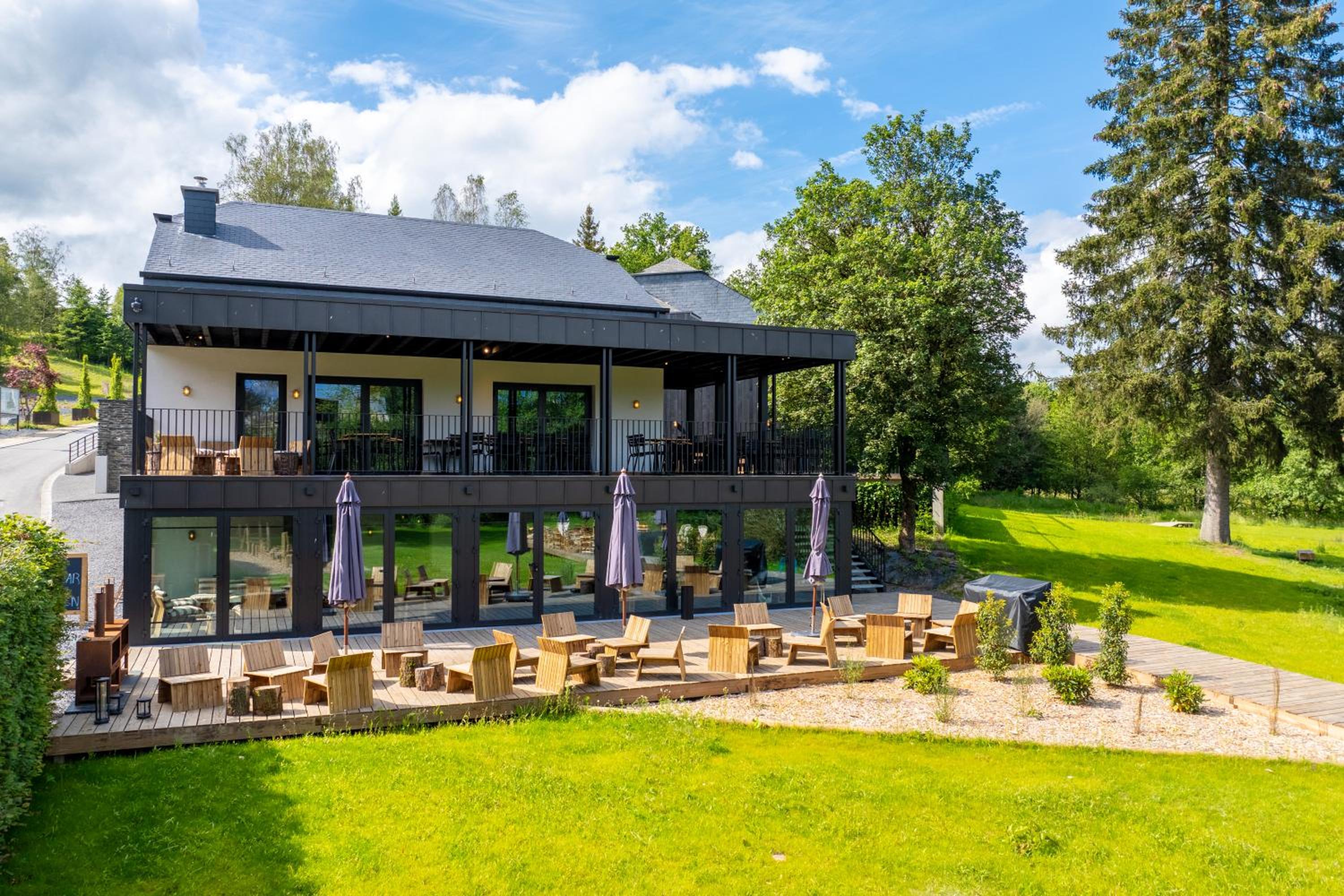 Hillview Resort Grandvoir