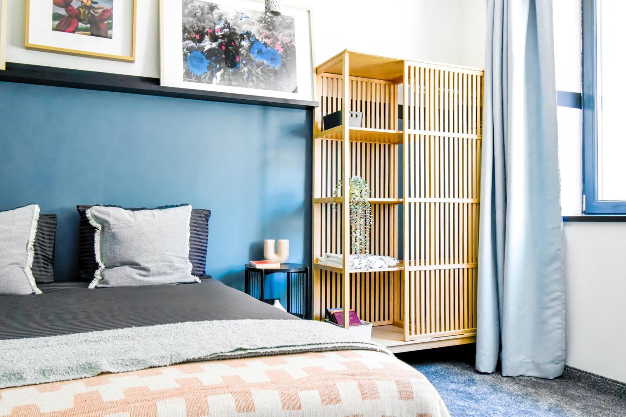 Duplex - Main Street Area - AC - Netflix - Desk