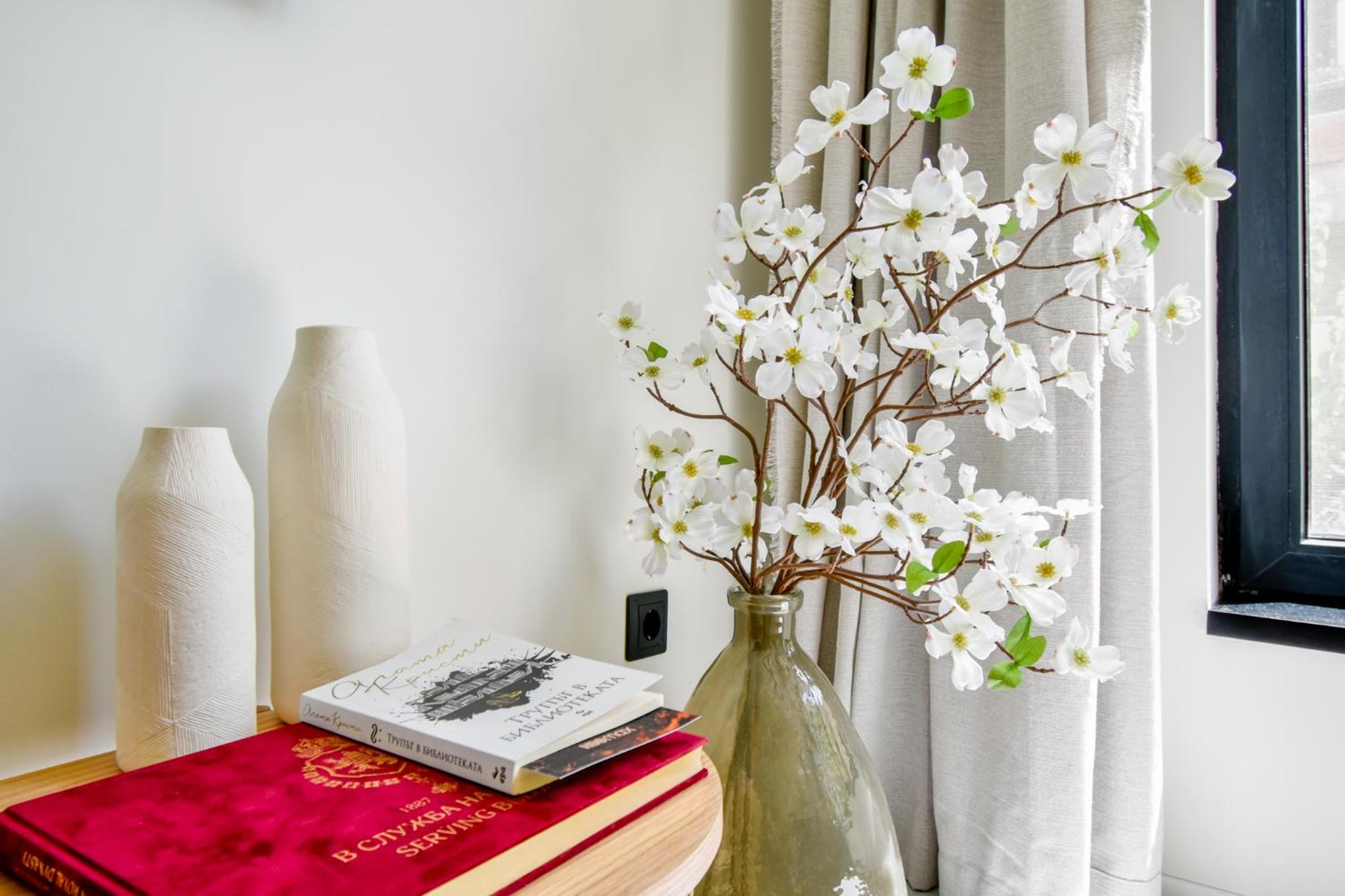 Duplex - Main Street Area - AC - Netflix - Desk