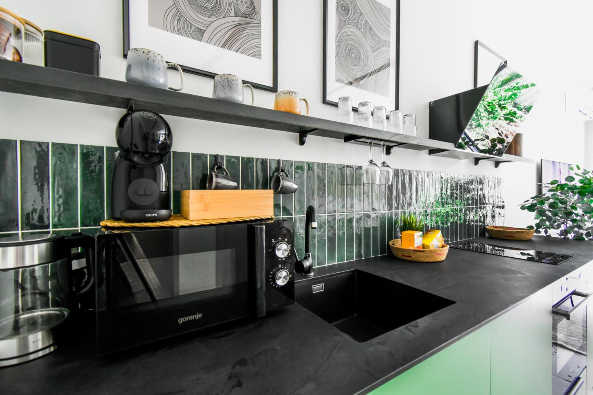 Duplex - Main Street Area - AC - Netflix - Desk