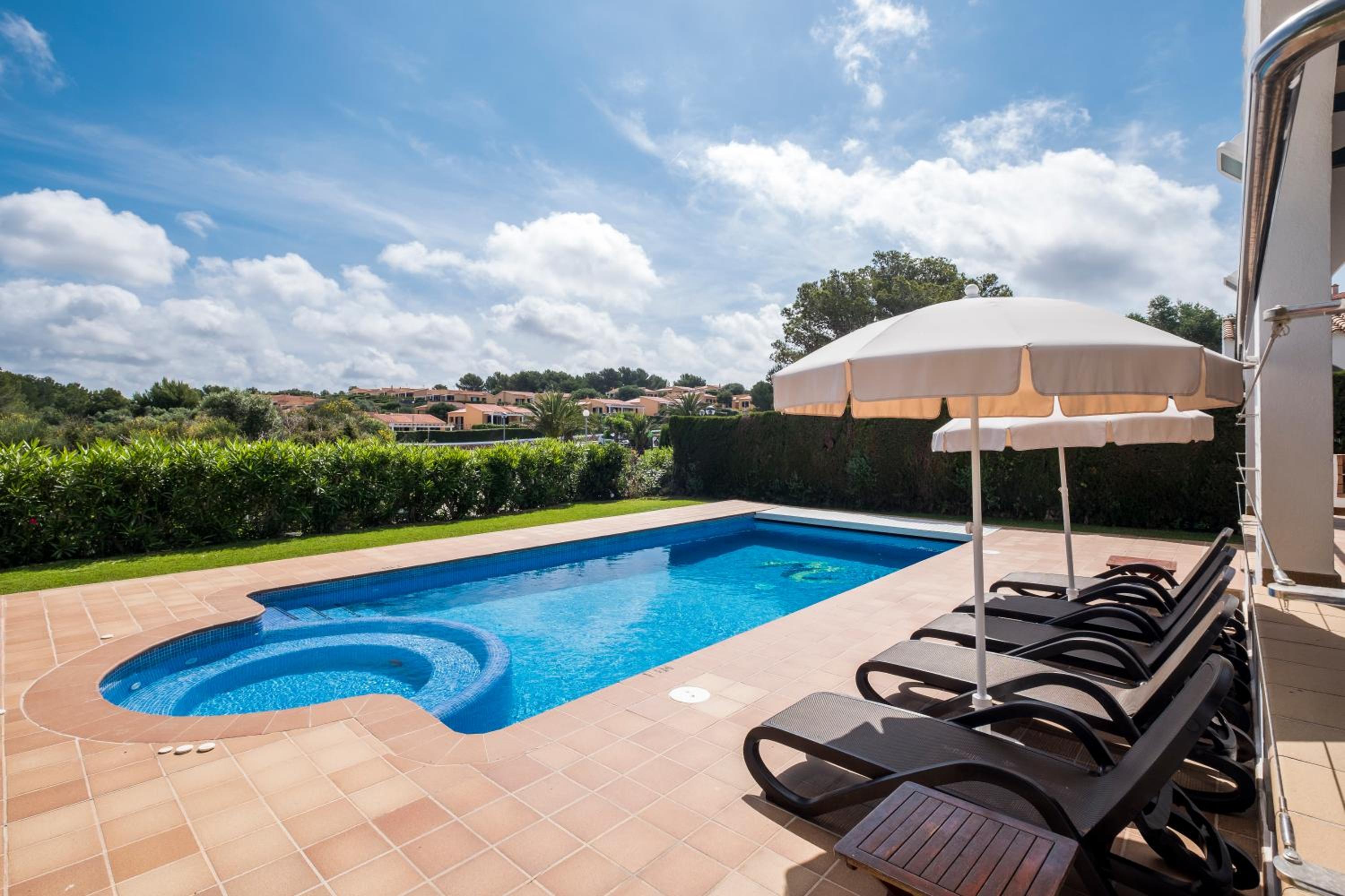 Villas Finesse By MENORCARENTALS