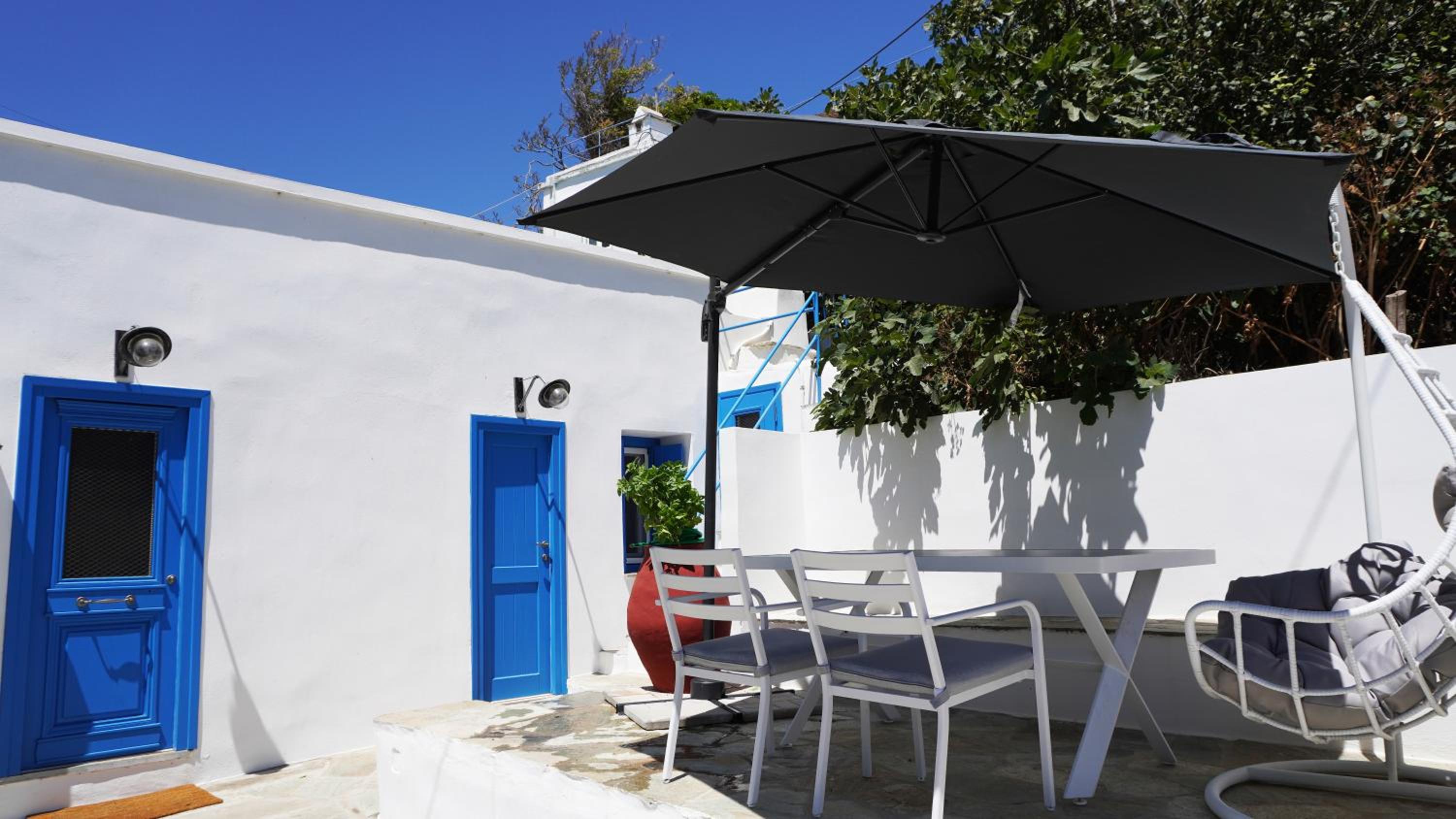 The Fig Tinos