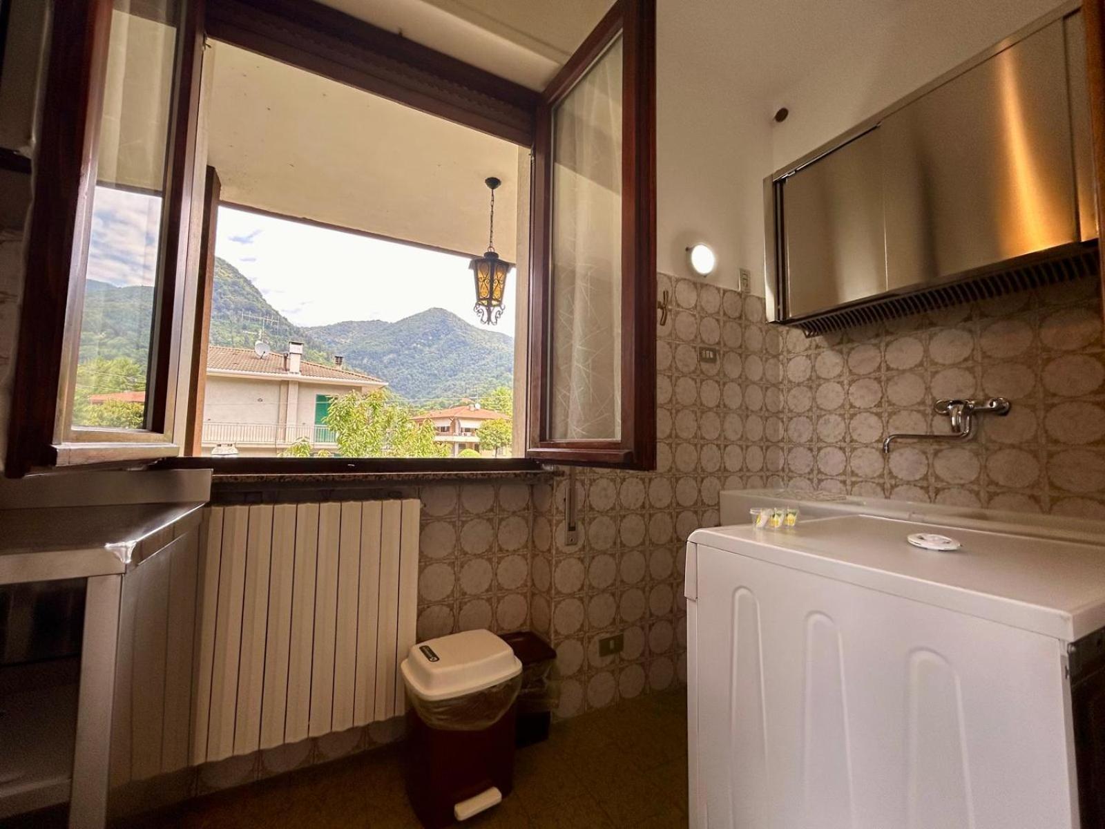 Kibilu - Cittiglio vicinanze Ospedale, Lago Maggiore