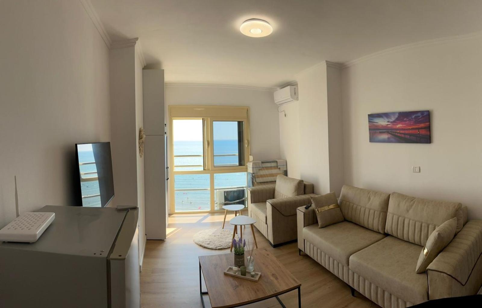 Sea view apartment on the beach