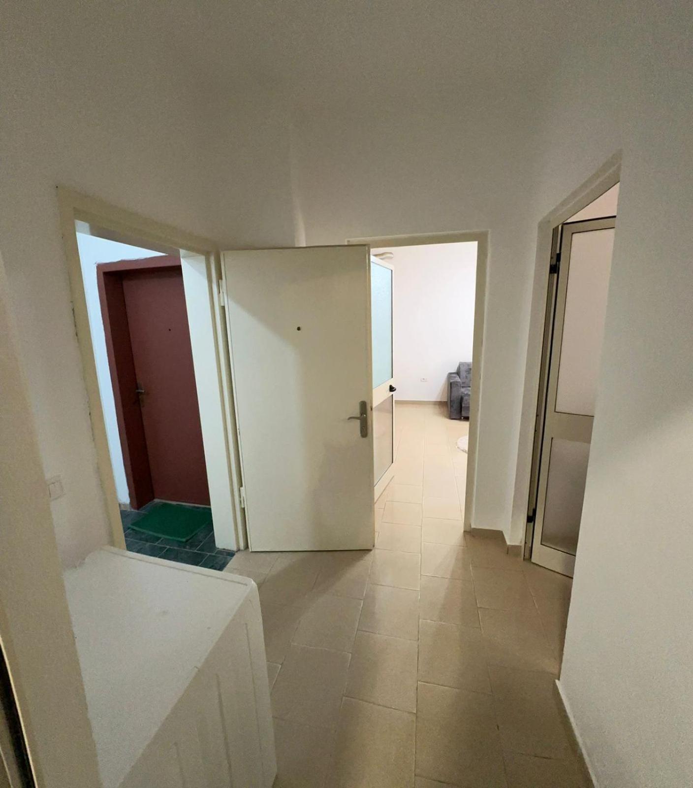Front Beach Apartments