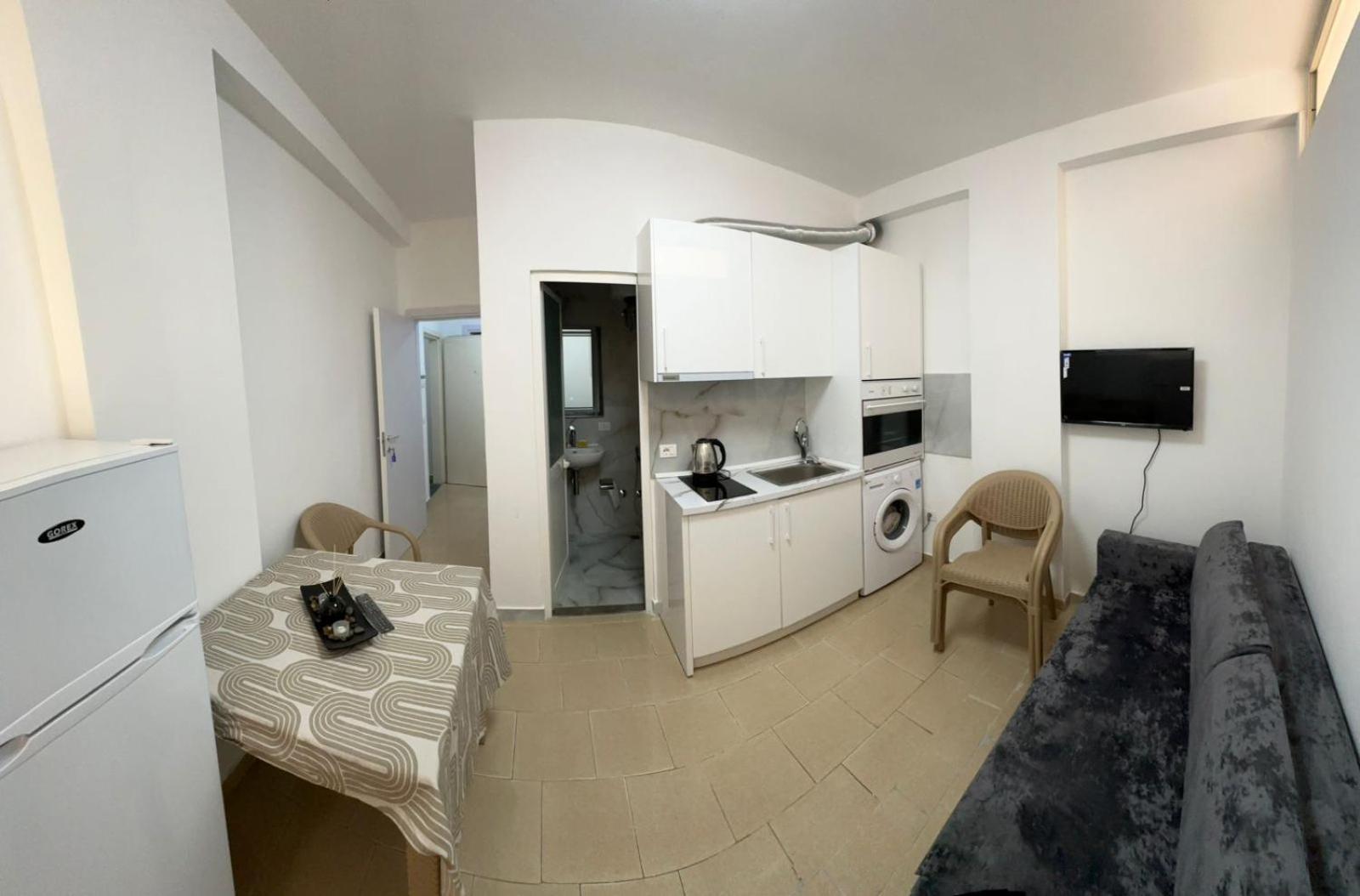 Front Beach Apartments