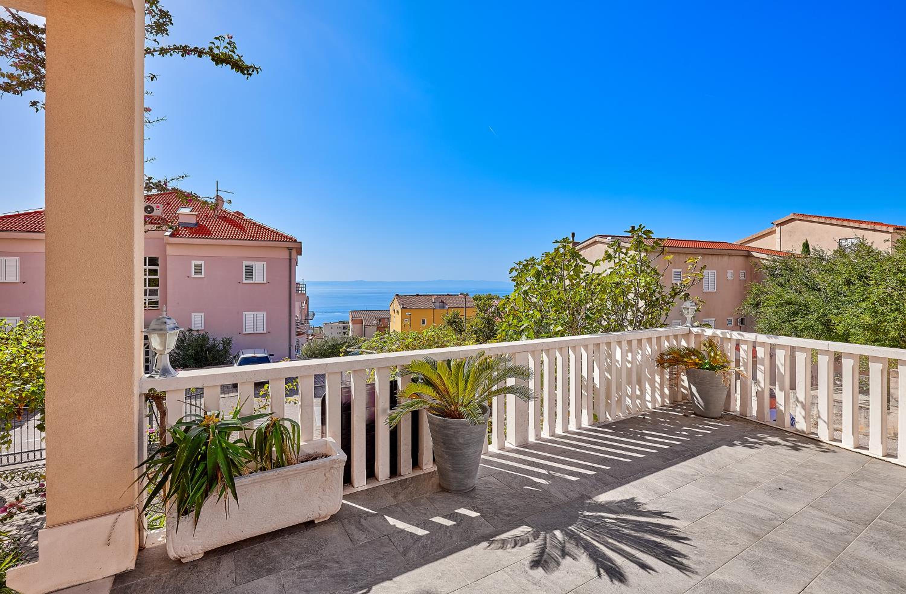 Apartments Ivica