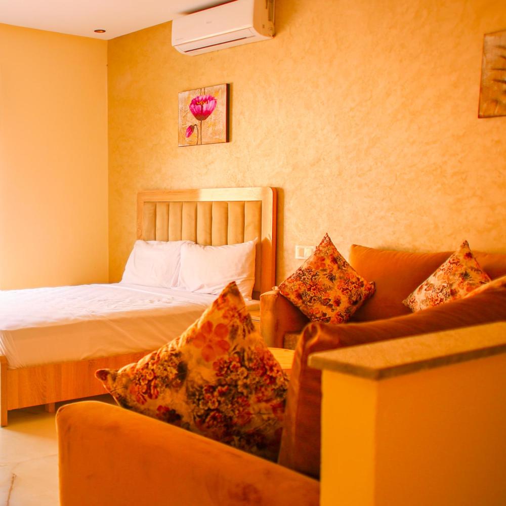 hotel room