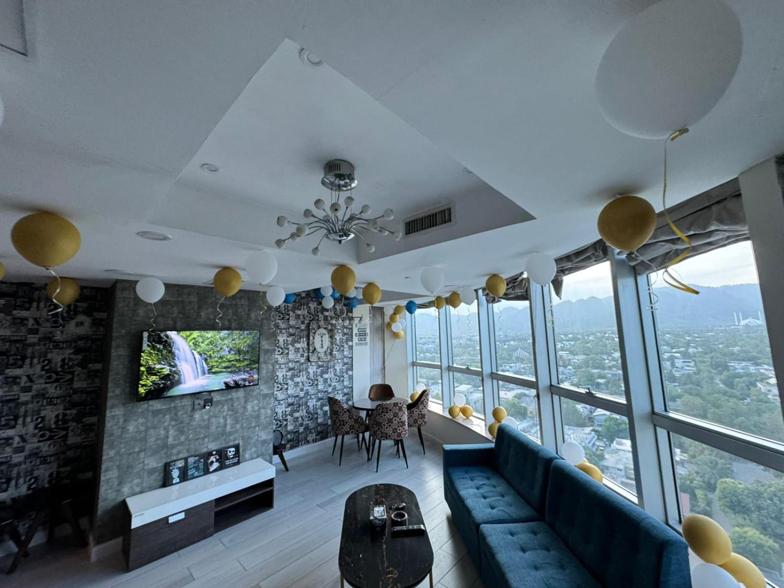 Lavish one bed room in Centaurus
