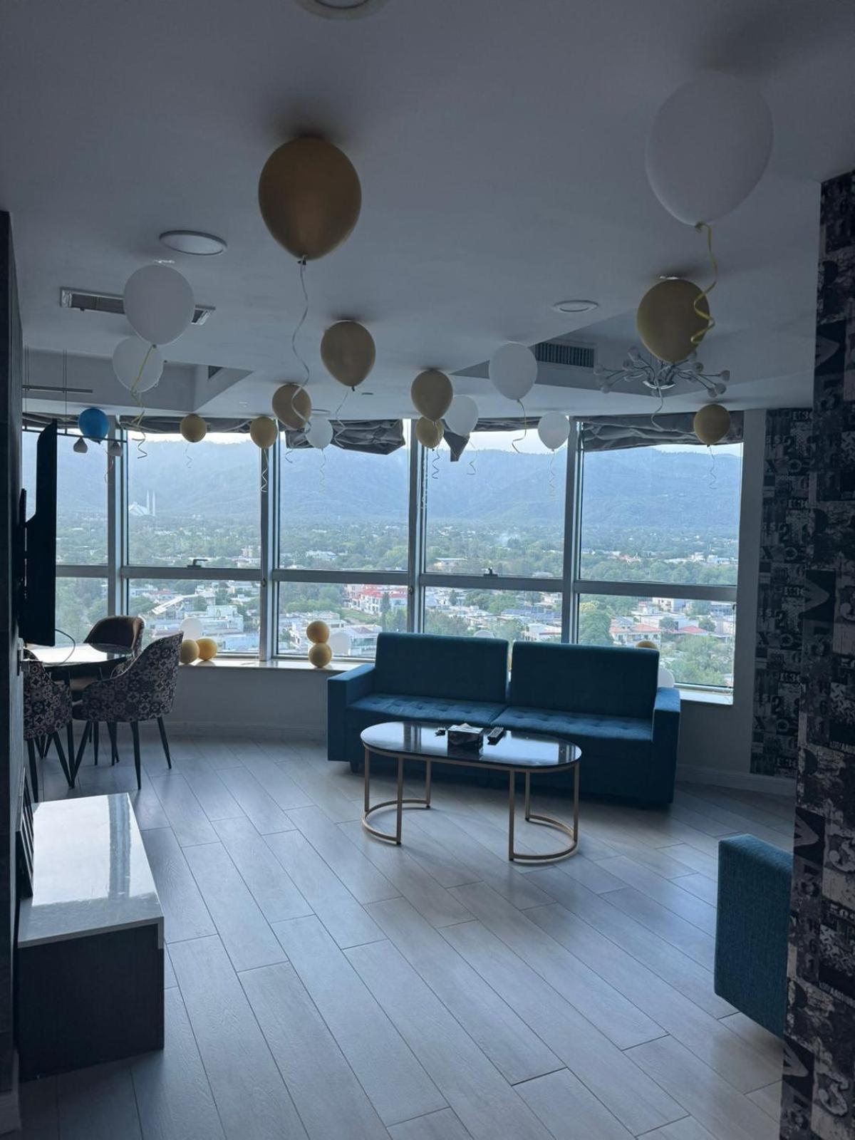 Lavish one bed room in Centaurus