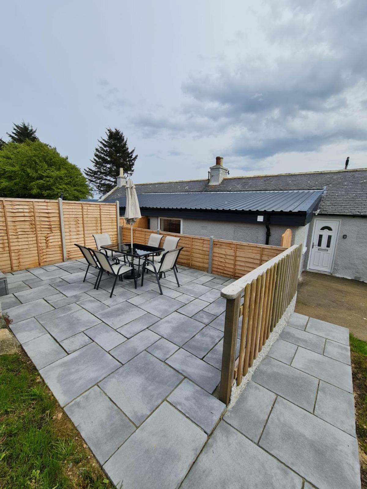 Bruxie Holiday Cottages - River Cottage