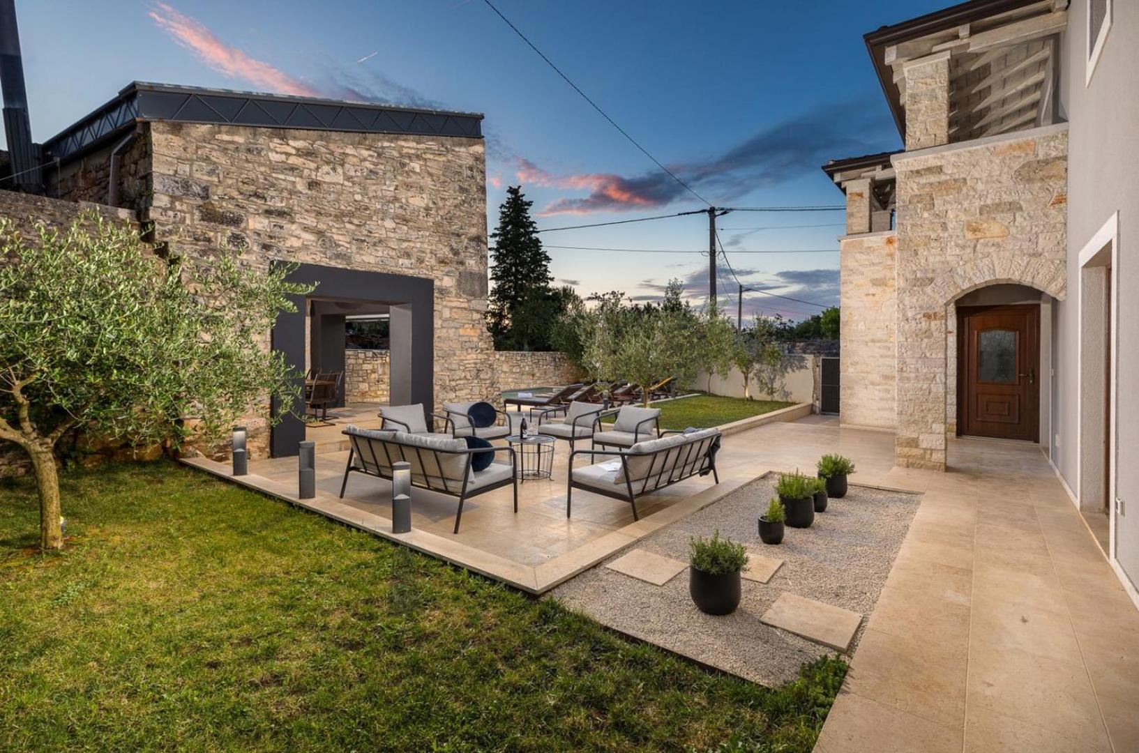 Hotel Villa Vira - Image 1