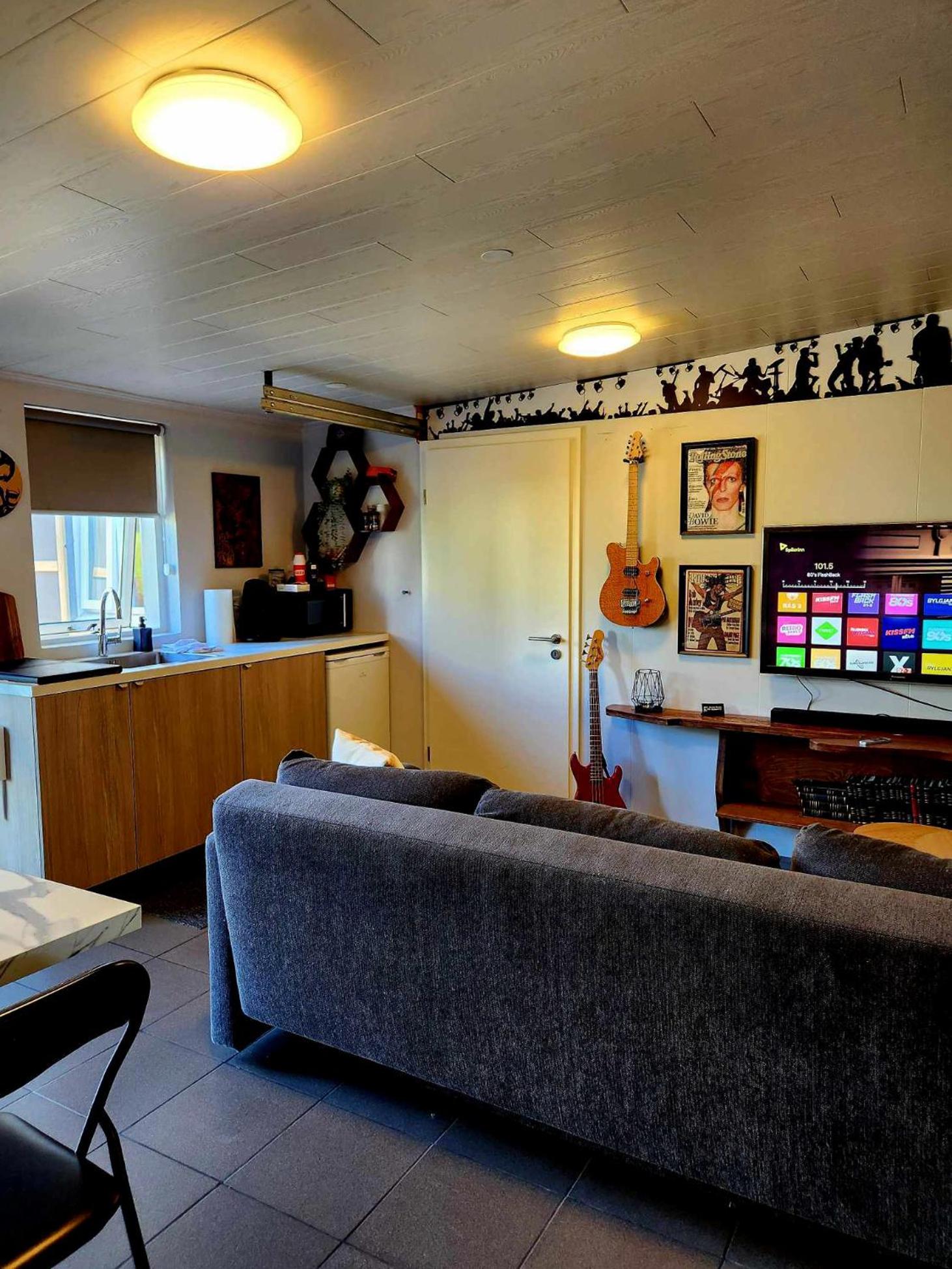 Studio Seven 7 view 3