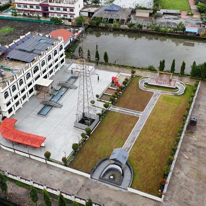 Vedika Garden view 4