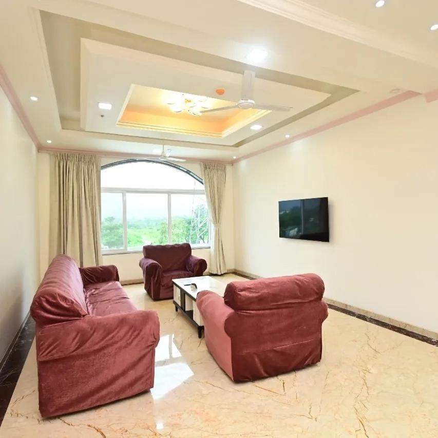 Vedika Garden view 5