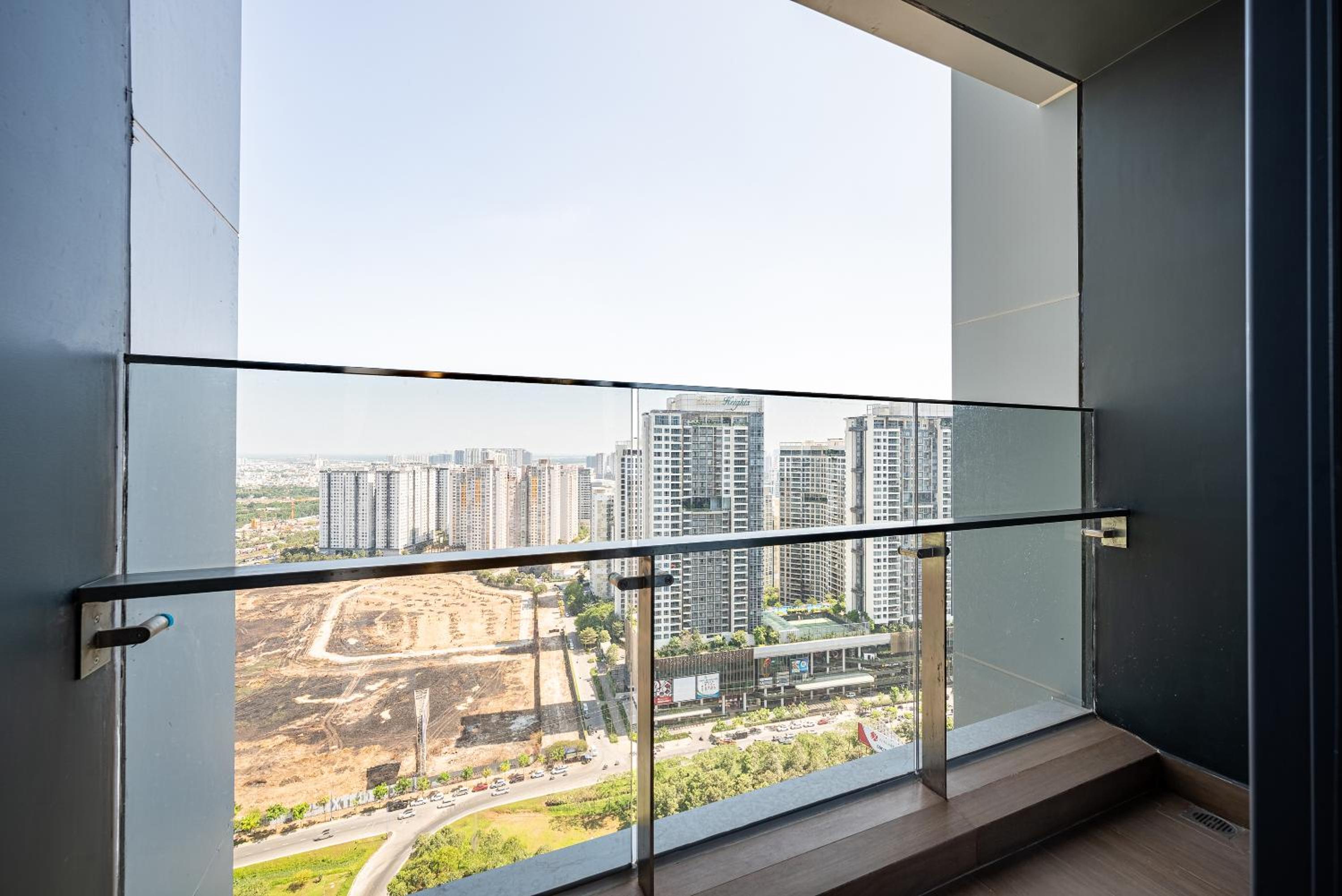 Lumiere Riverside Condotel in HCMC