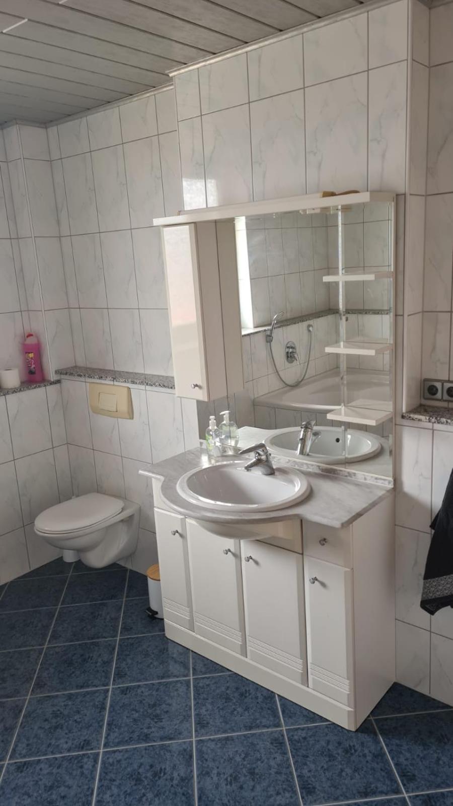 Schlafzimmer 1 mit Top Aussicht über Weilstetten Balingen