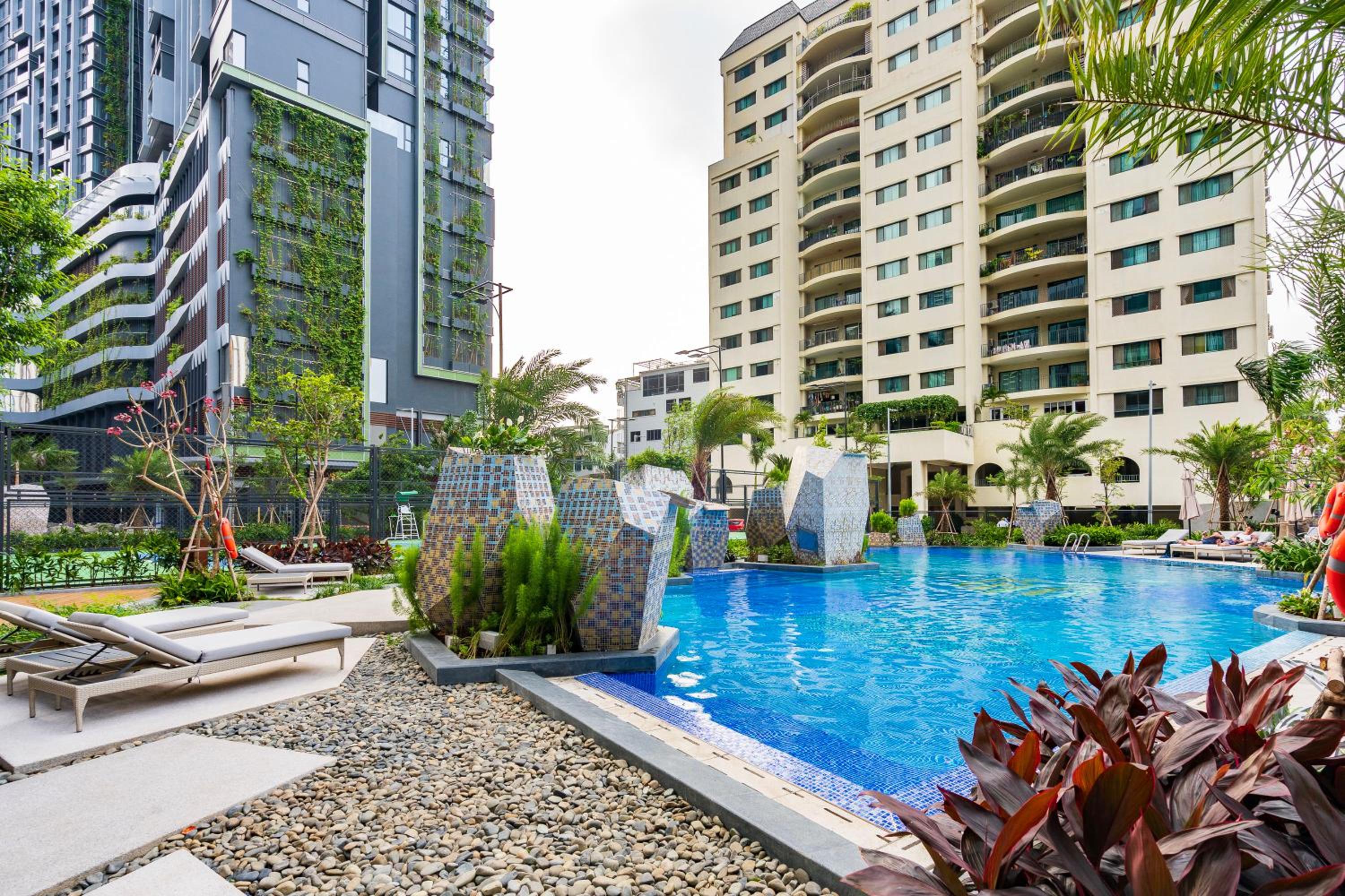 Lumiere Riverside Condotel in HCMC
