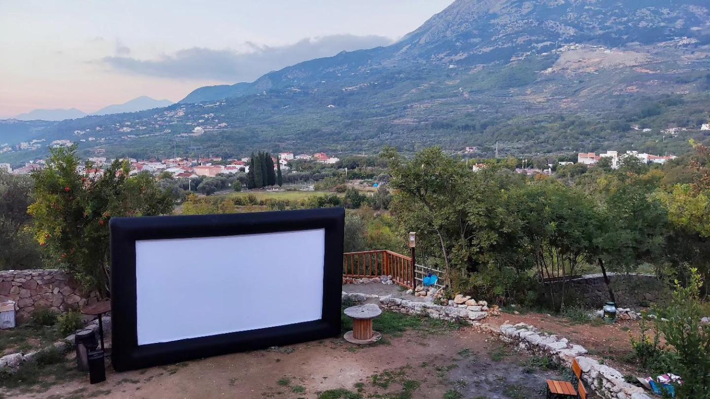 Montenegro Tower - sleep in a tent