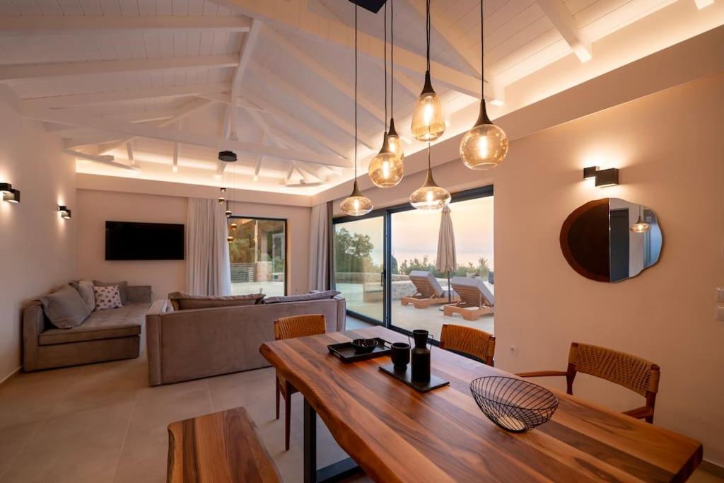 Mani Senses Luxury Villa