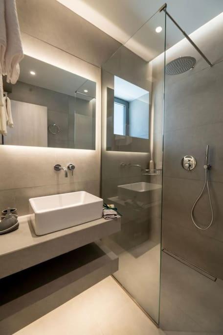 Mani Senses Luxury Villa